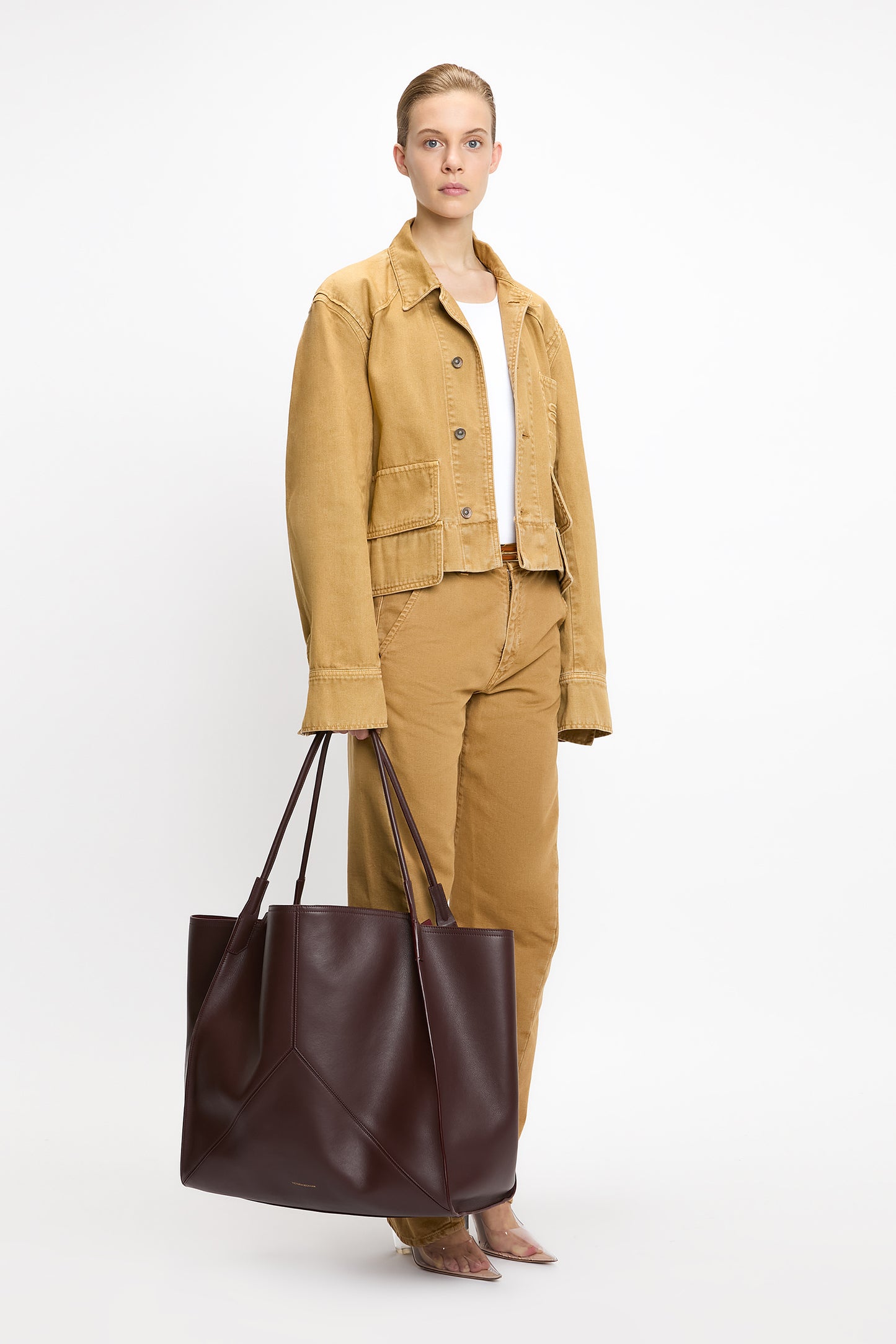 Victoria Travel Tote Bag In Burgundy Leather