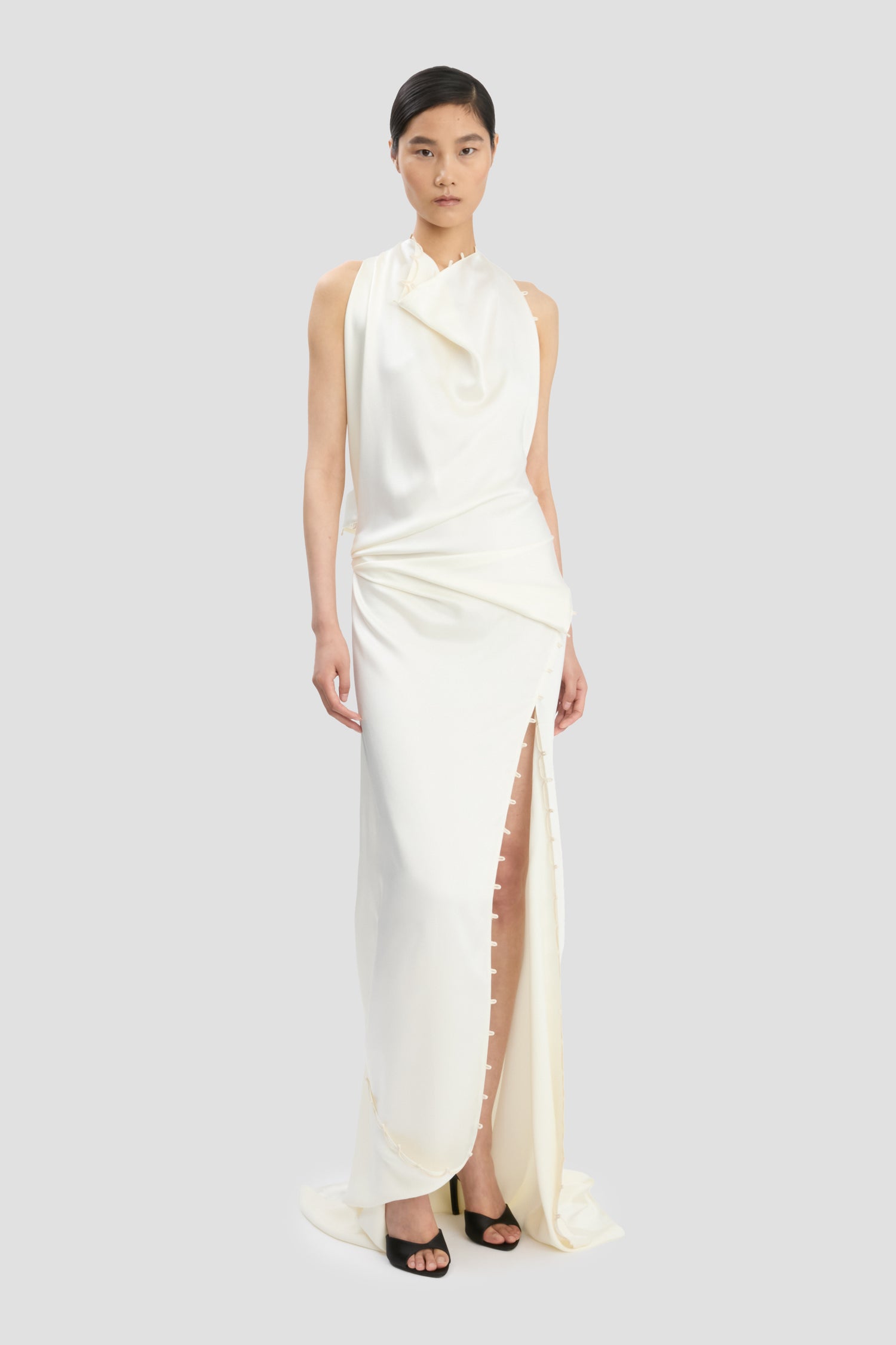 Rouleaux Detail Sleeveless Gown In Ivory