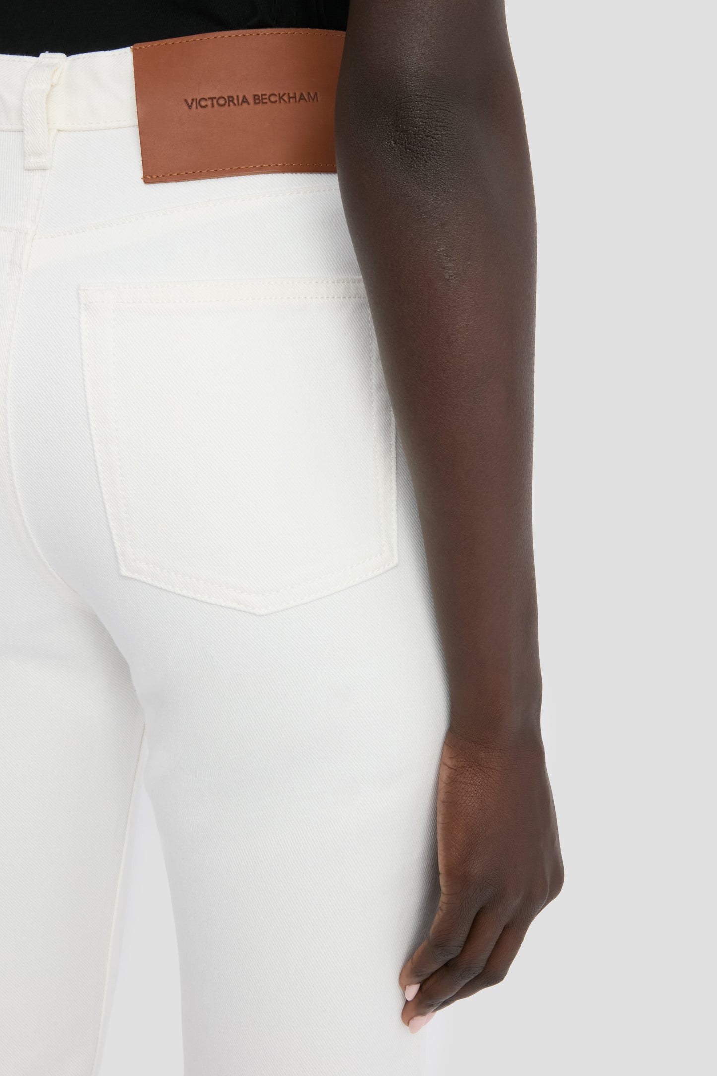High-Rise Slim Jean In Washed White