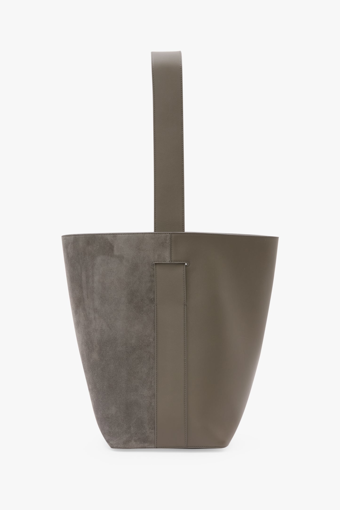 Dia Bucket Bag In Pebble Grey Leather