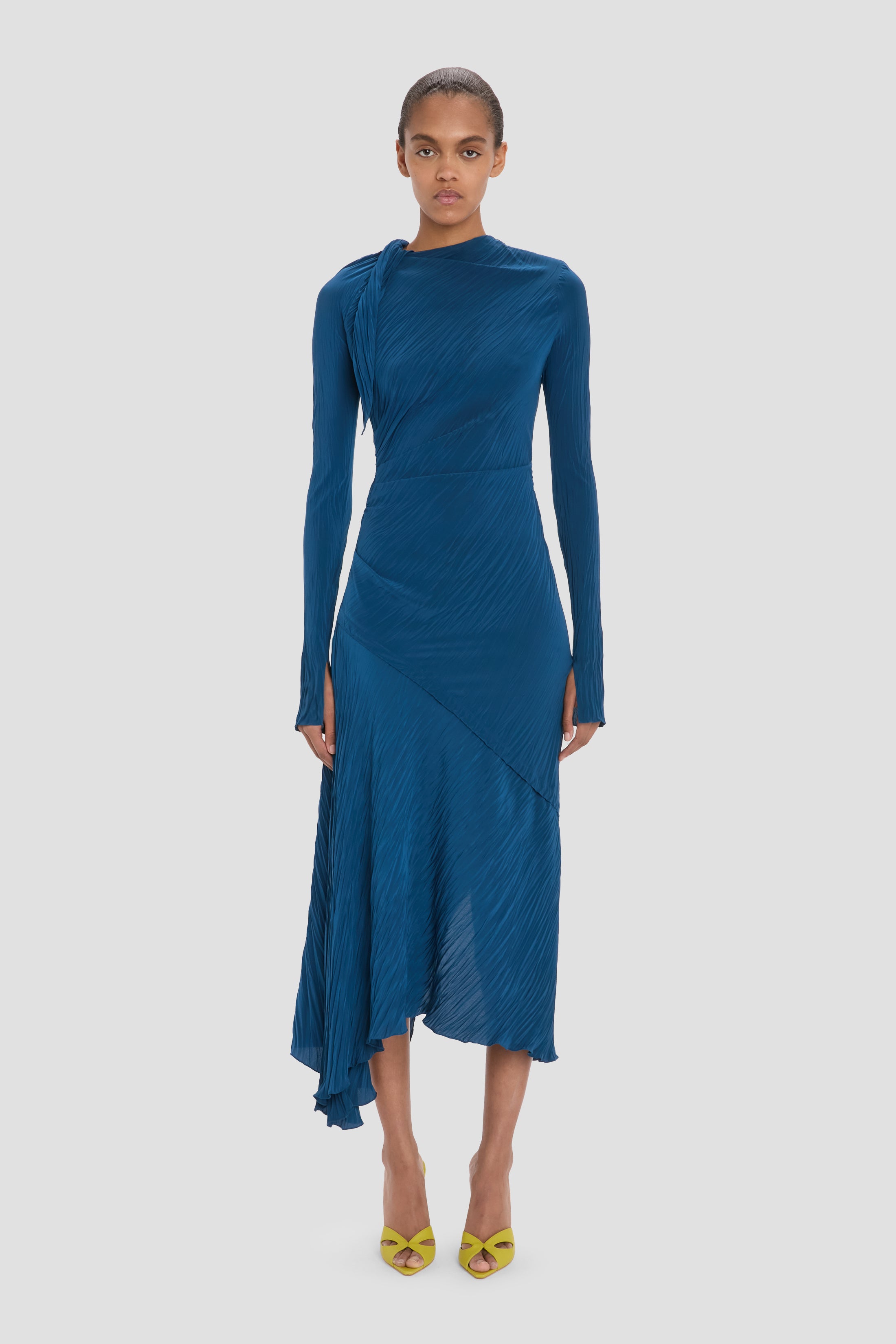 Plisse Dress In Blue – Victoria Beckham