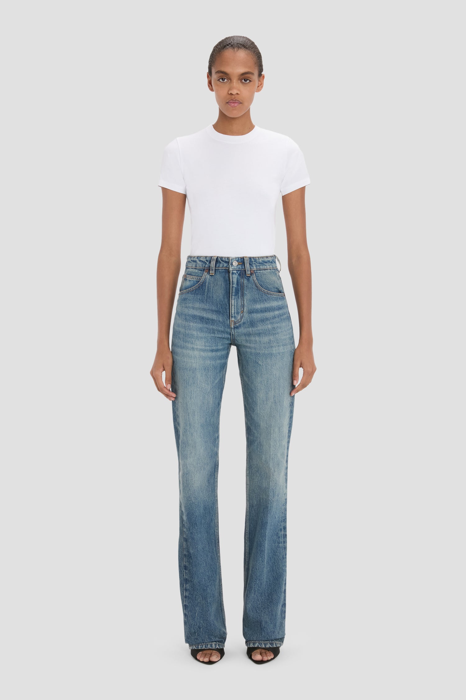 Julia Stretch Jean In Worn Blue Wash