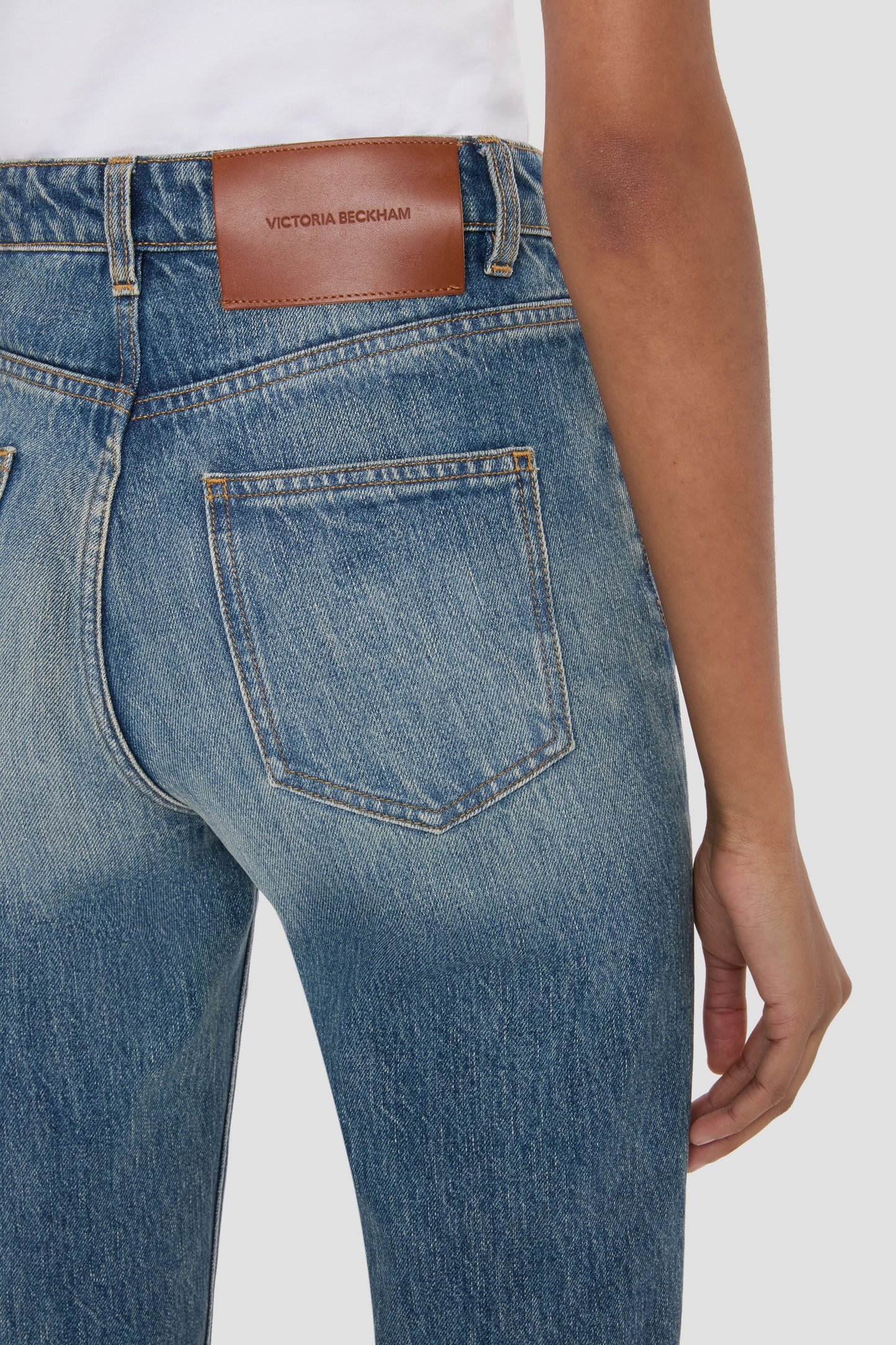 Julia Stretch Jean In Worn Blue Wash