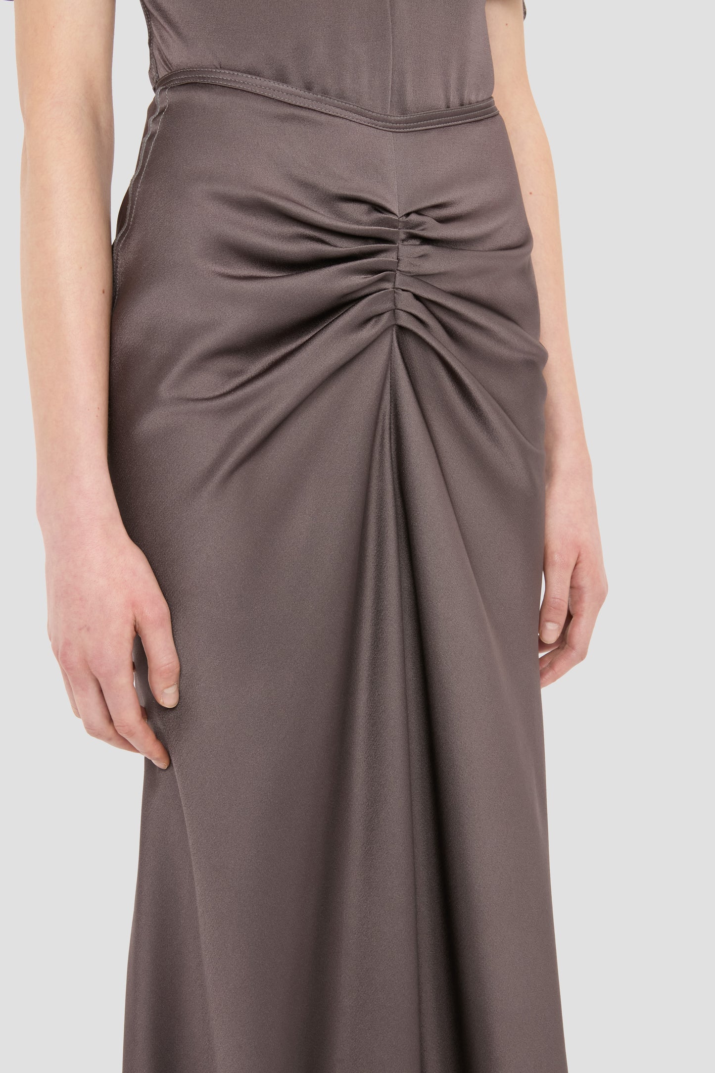 Bela Midi Skirt In Ore