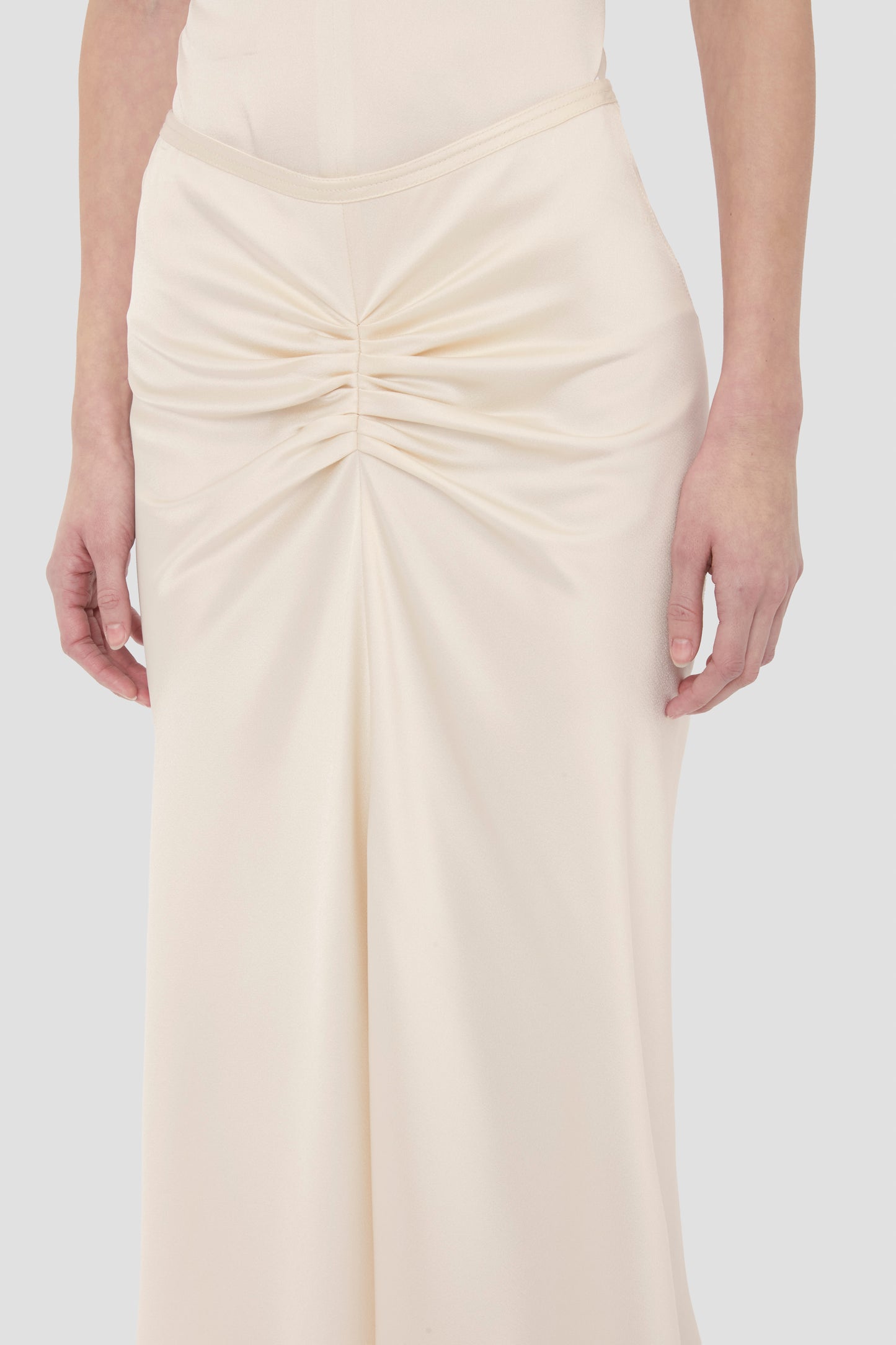 Bela Midi Skirt In Elderflower