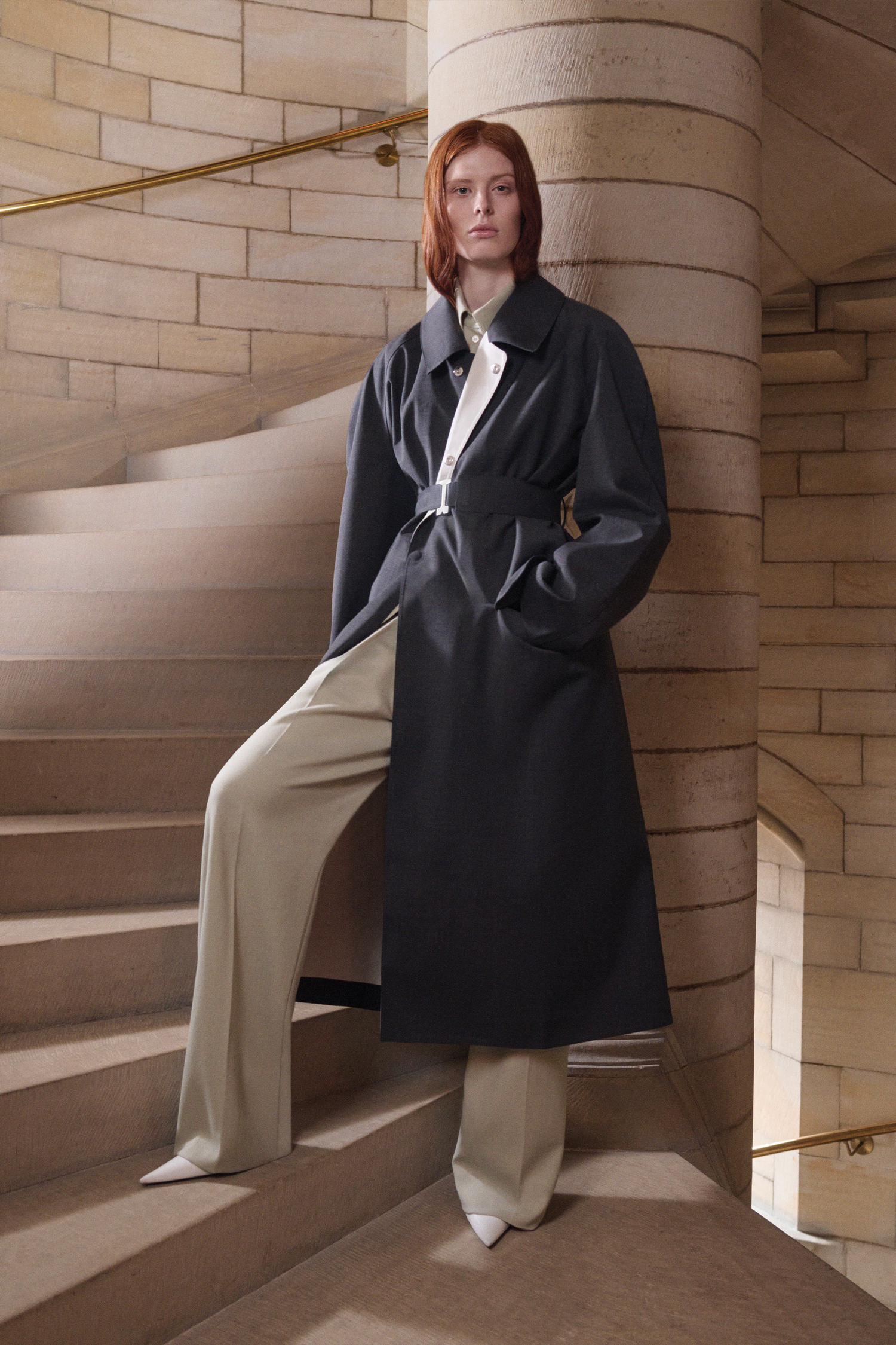 VB X Mackintosh Belted Trench In Charcoal