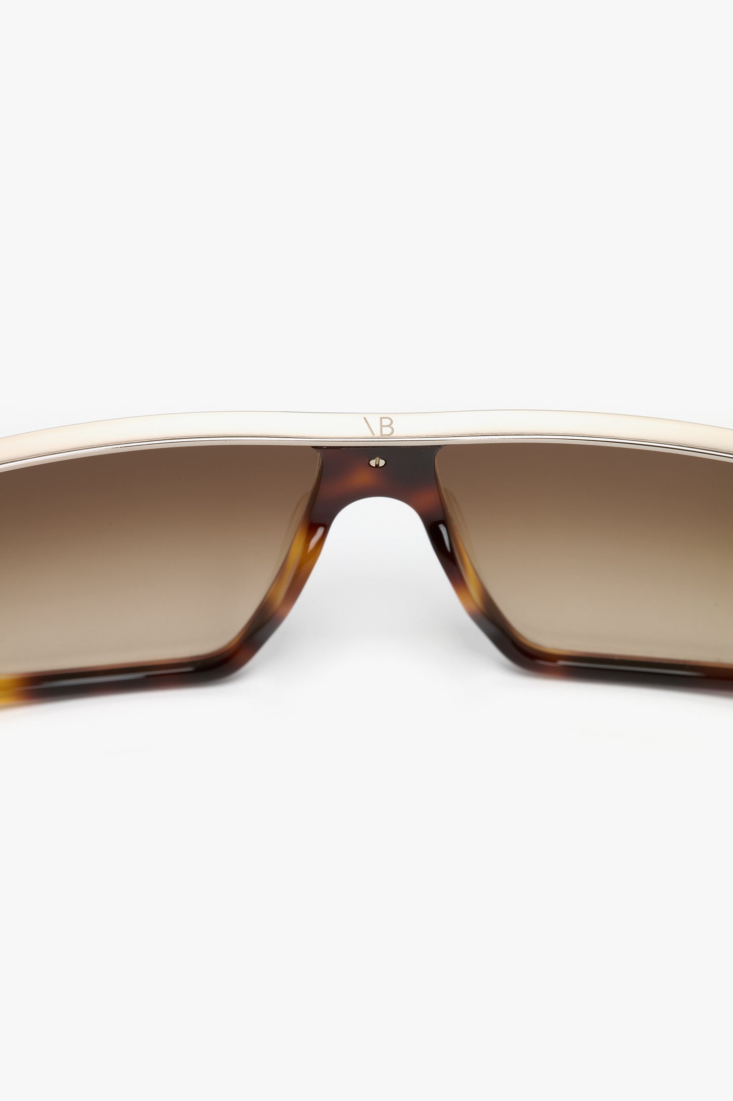 Flat Top Visor Sunglasses In Tortoise