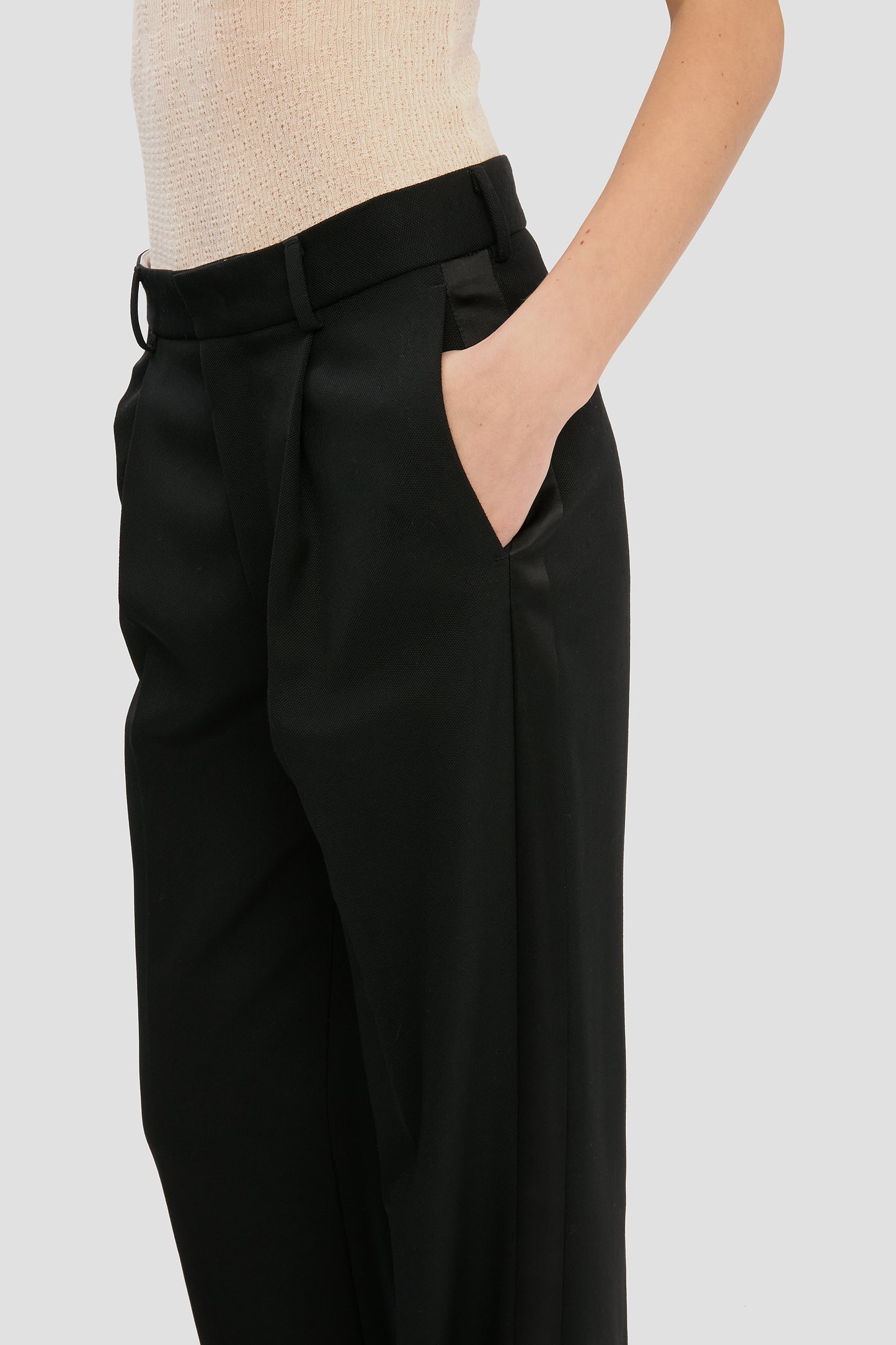 Tailored Straight Leg Trouser In Black