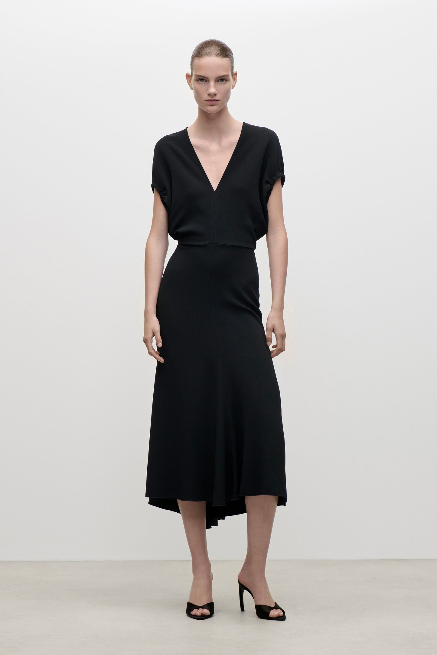 Edith Midi Dress In Black