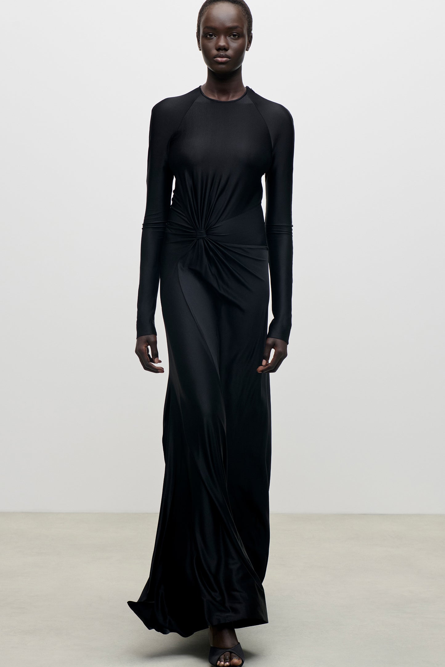 Florence Gown In Black