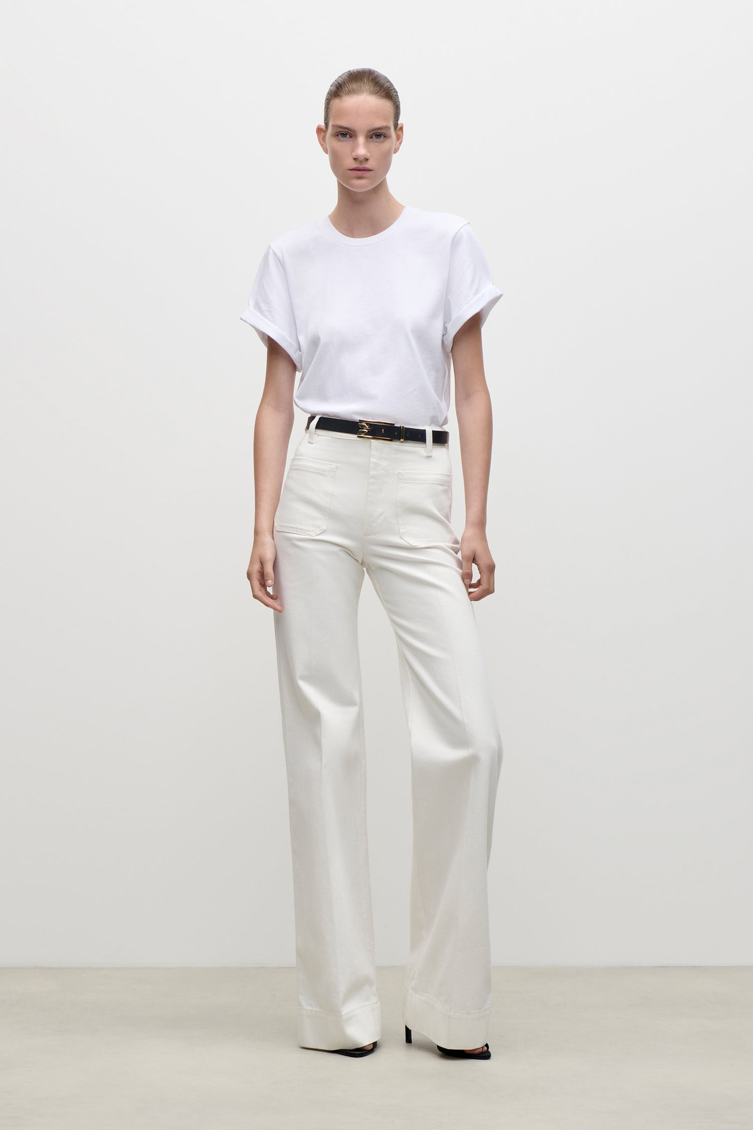Alina Stretch Jean In White