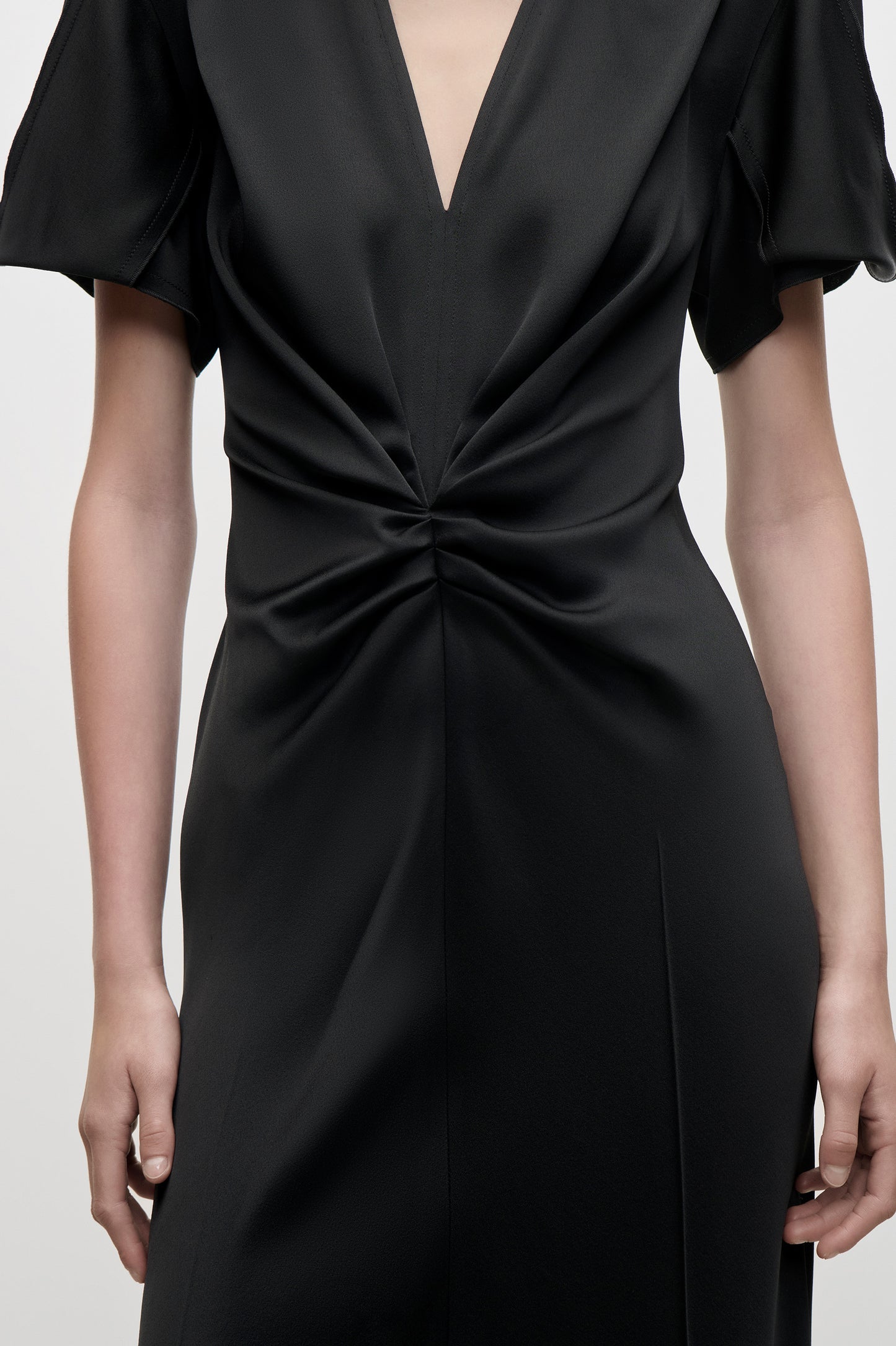 Eve Midi Dress In Black