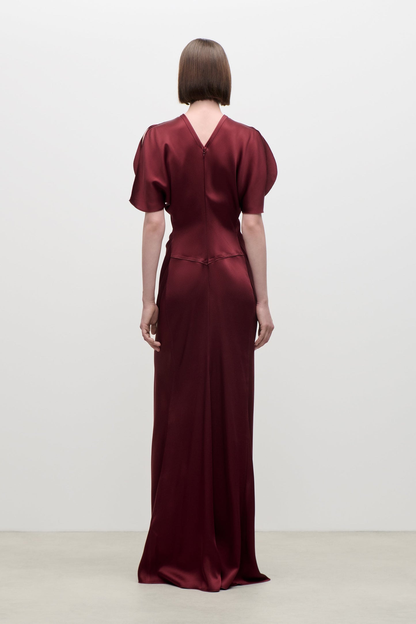 Isabella Gown In Burgundy