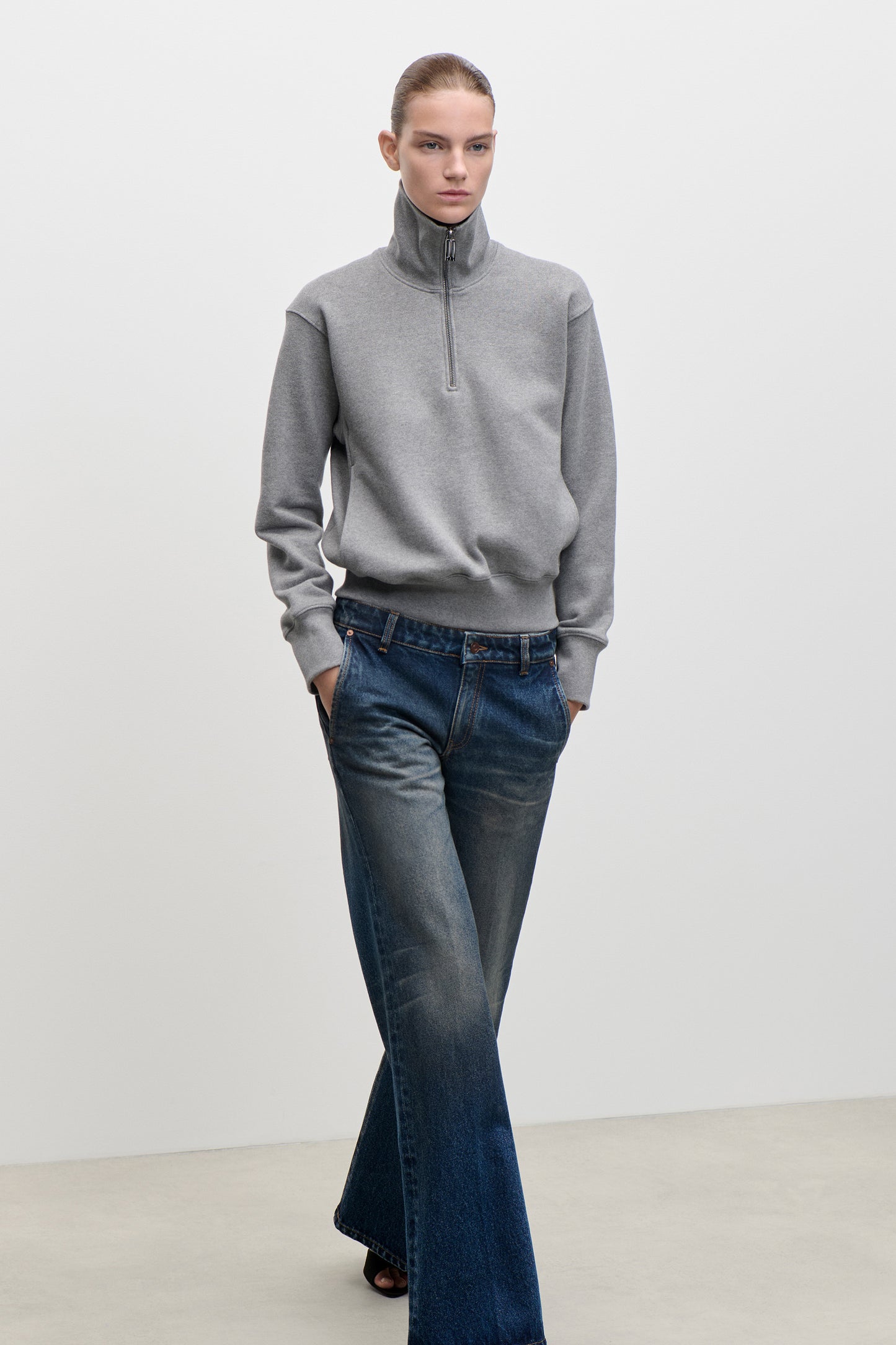 Violet Sweatshirt In Mid Grey Marl