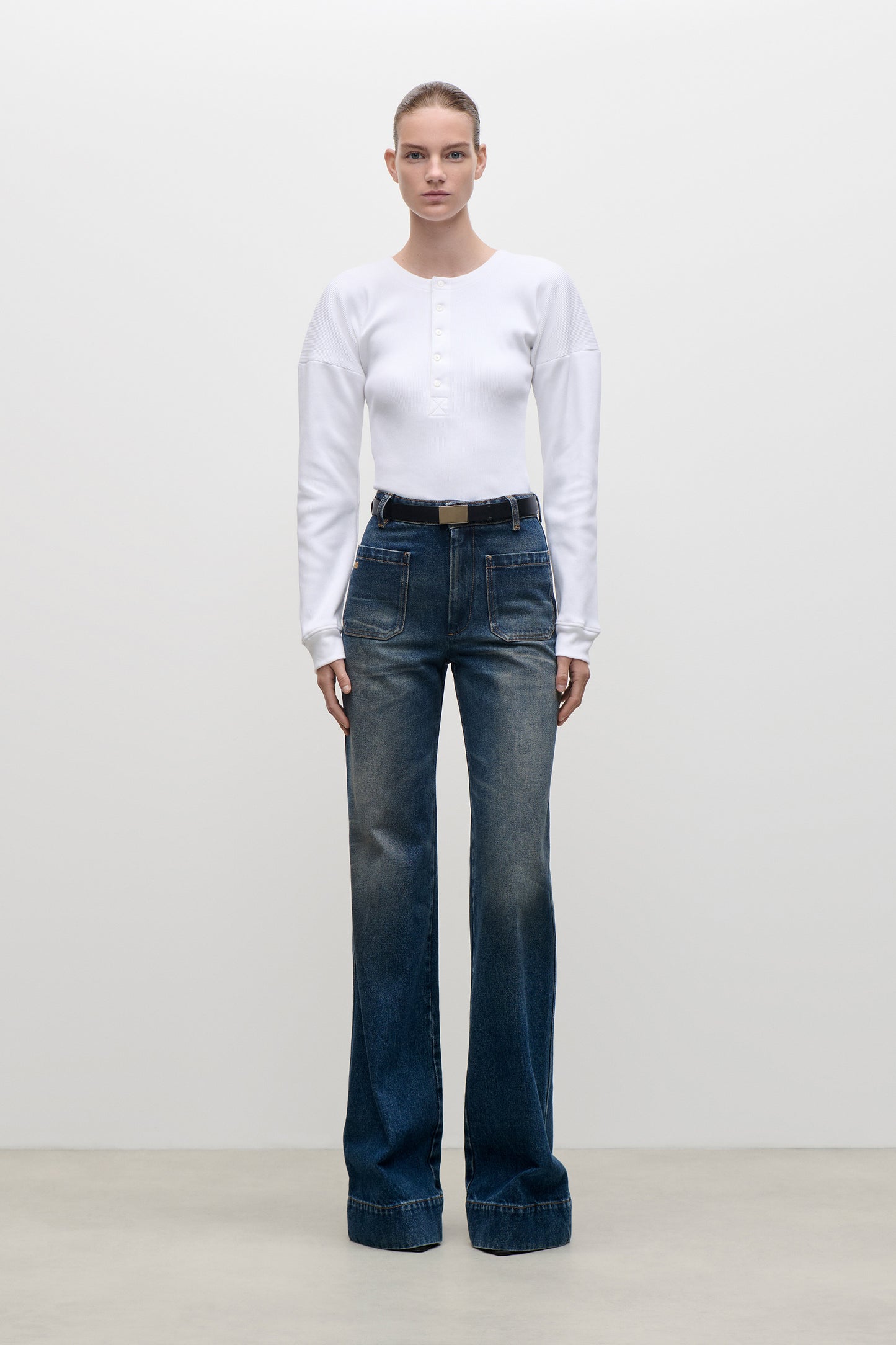 Hazel Top In White