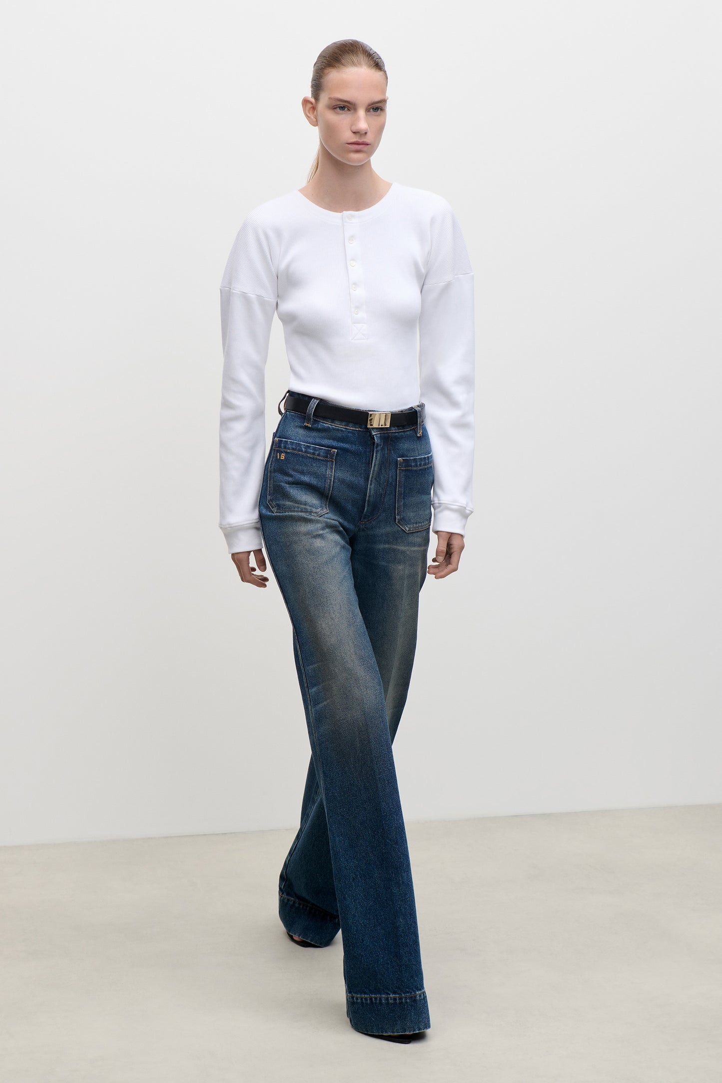 Hazel Top In White