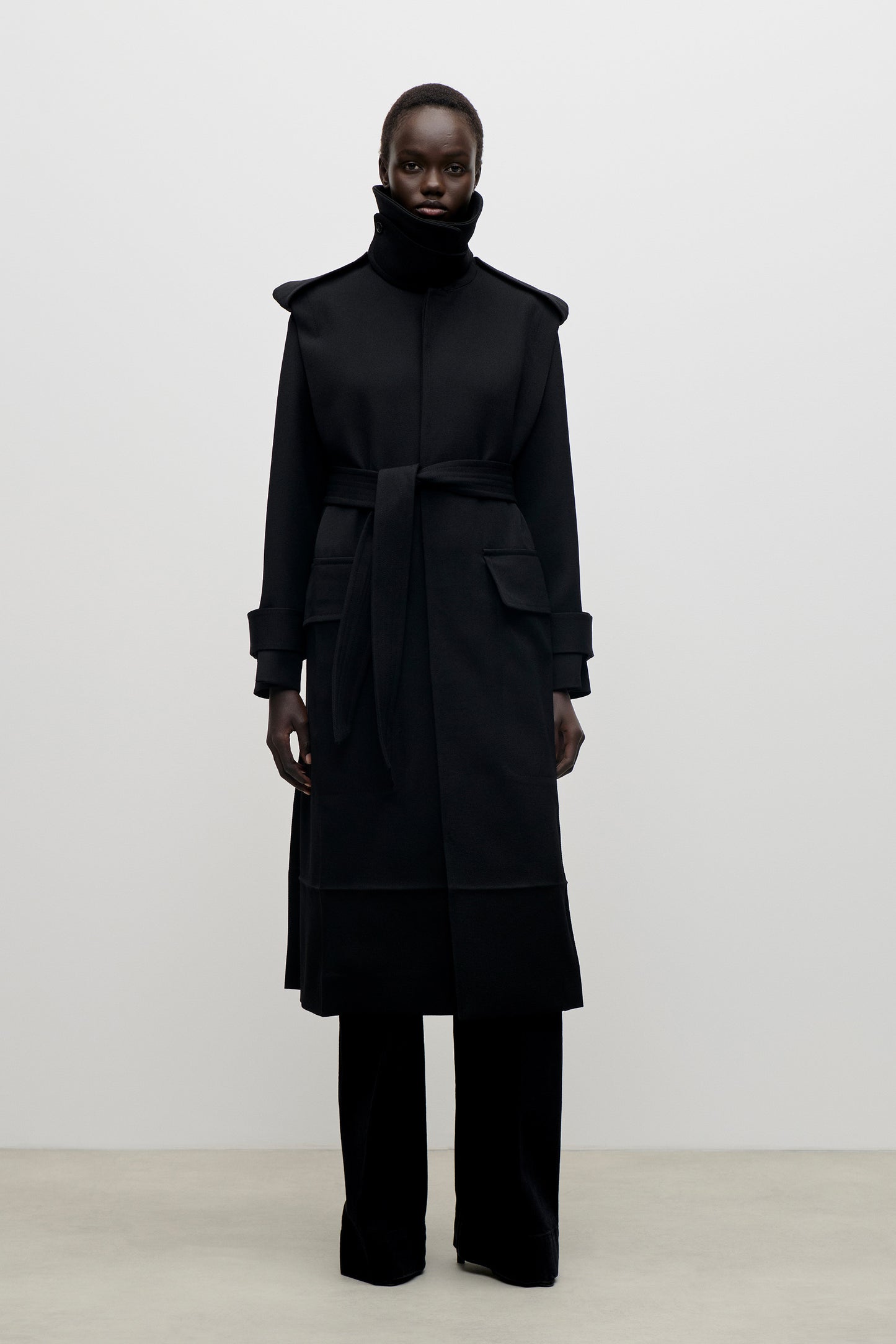 Philippa Trench Coat In Black