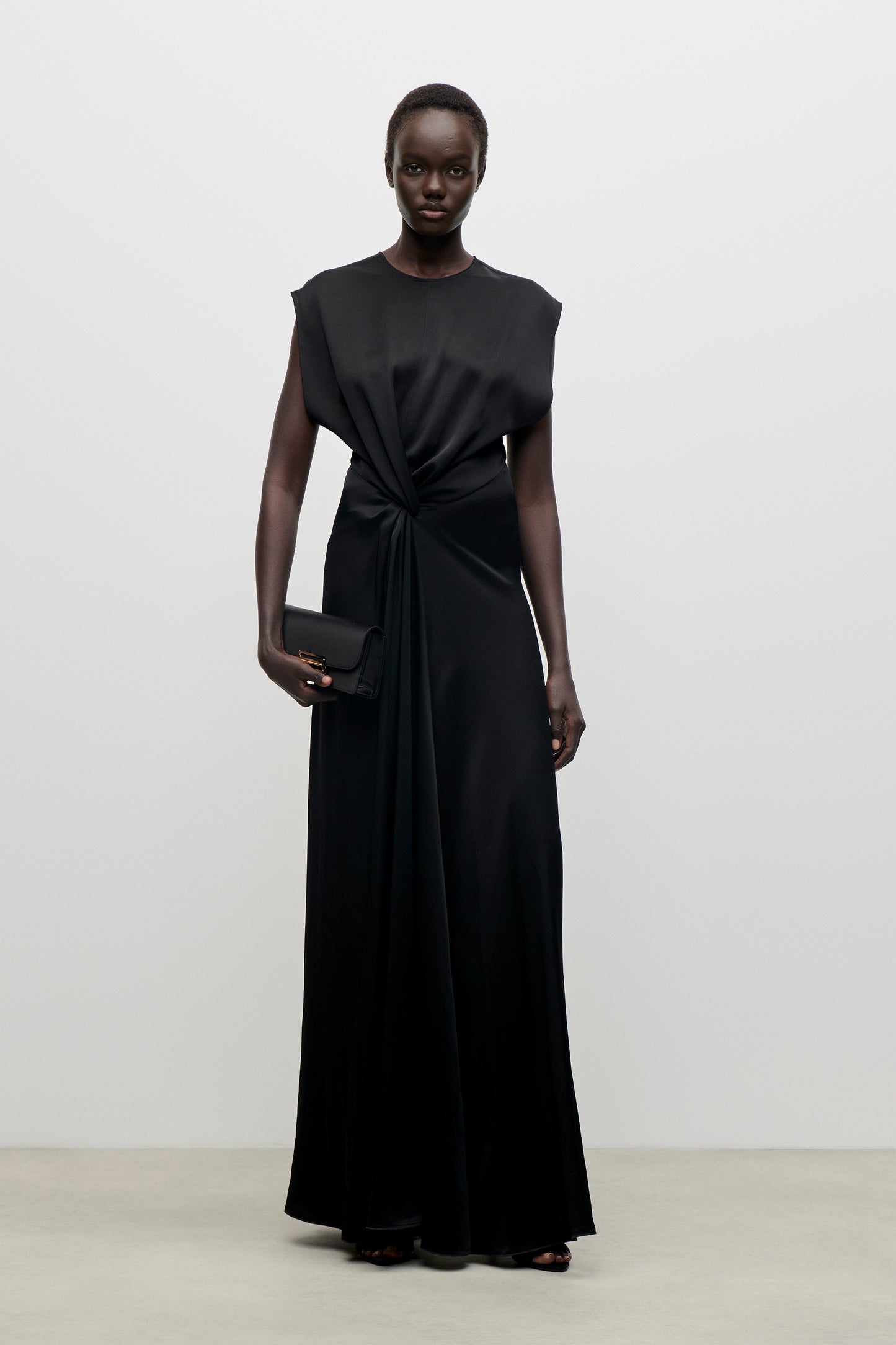 Aria Gown In Black