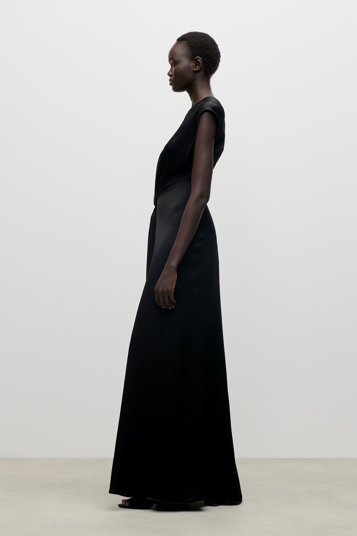 Aria Gown In Black