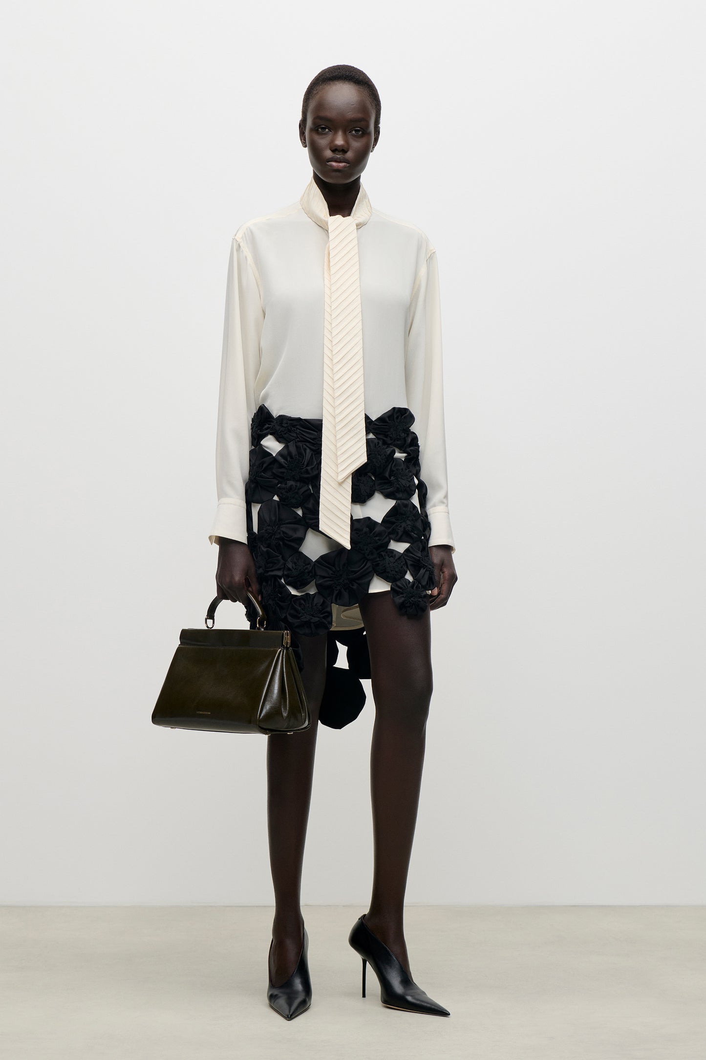 Applique Skirt In Black