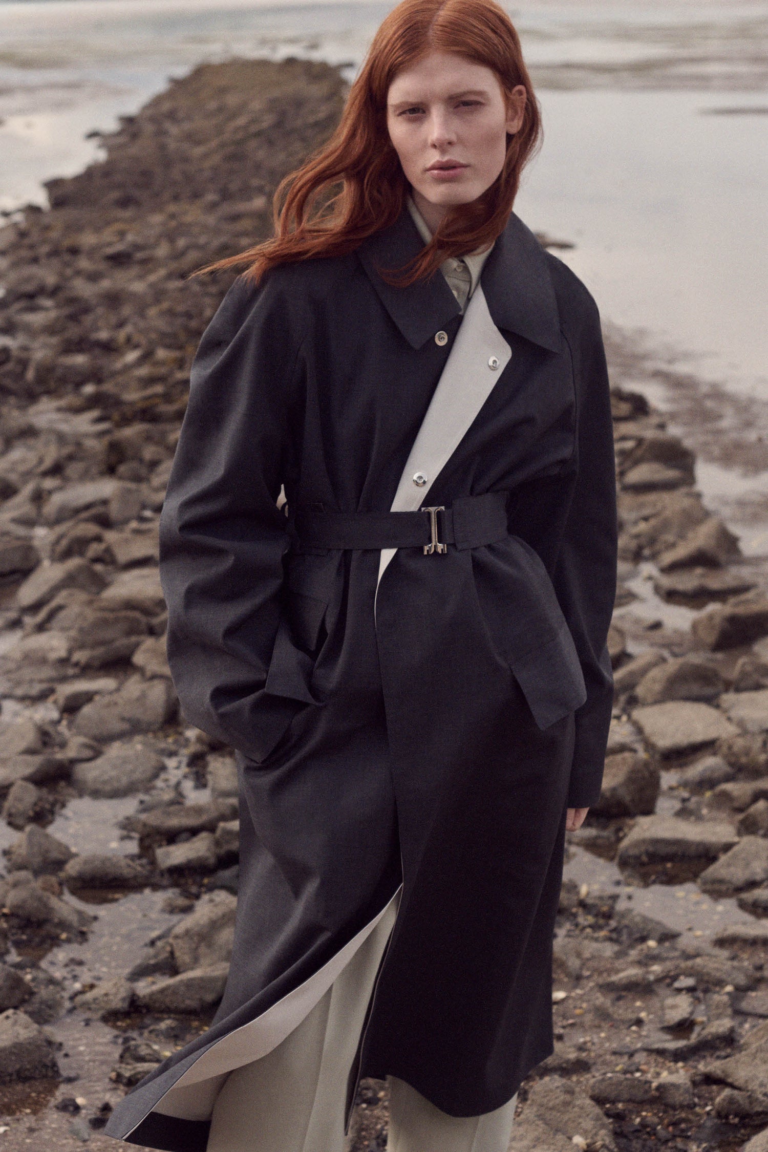Victoria Beckham X Mackintosh Belted Trench In Charcoal