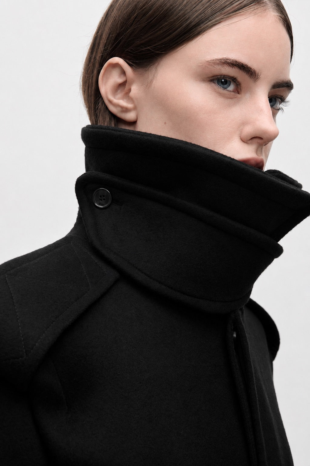 Philippa Trench Coat In Black