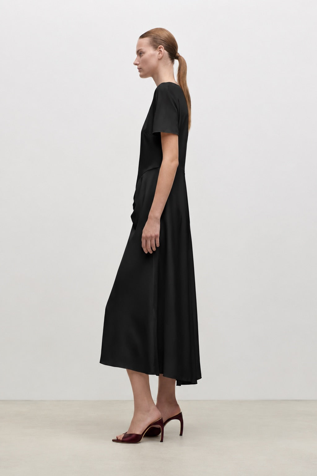 Blaire Midi Dress In Black