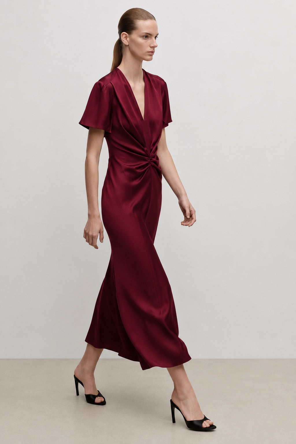 Eve Midi Dress In Burgundy