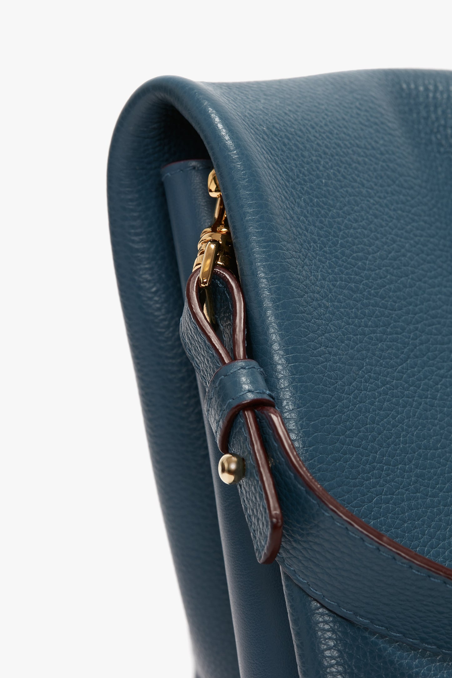 Jumbo Chain Pouch In Blue