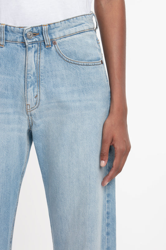 Bernie Relaxed Jean In Light Blue Wash
