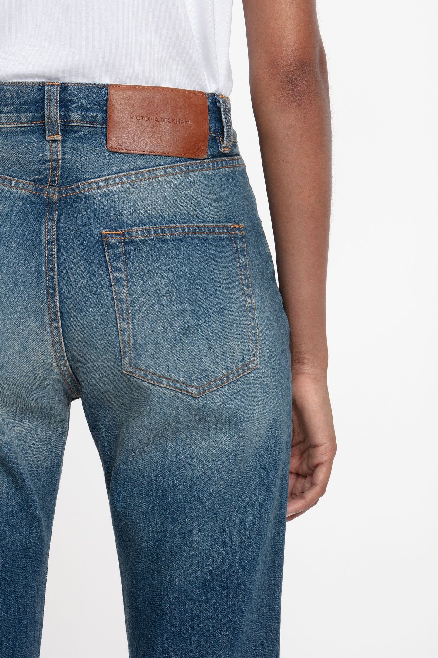 Victoria Relaxed Jean In Mid Blue