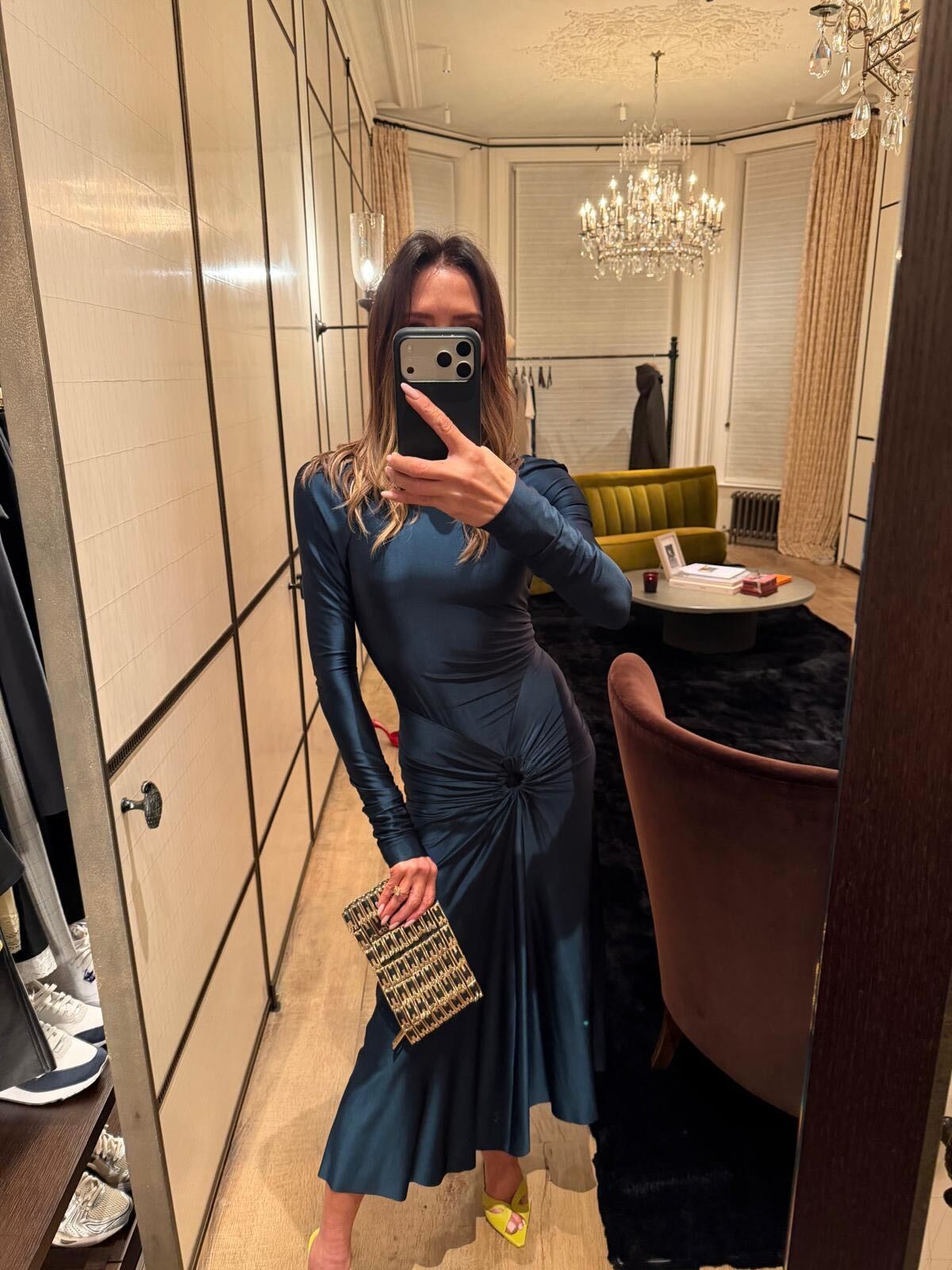 Victoria Beckham Official Store - Luxury Ready To Wear Victoria Beckham Official Store - Luxury Ready To Wear