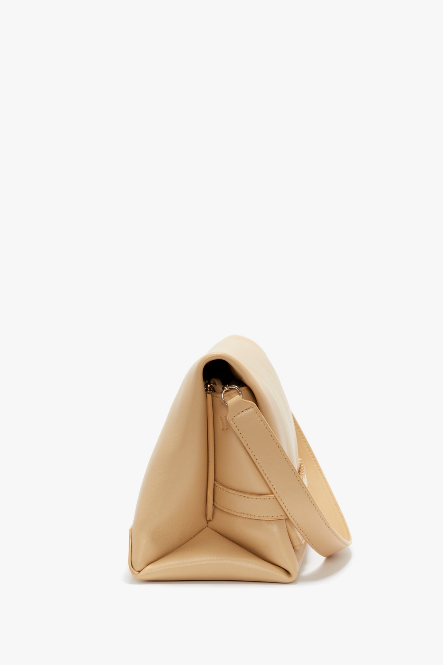 Puffy Chain Pouch In Sesame Leather