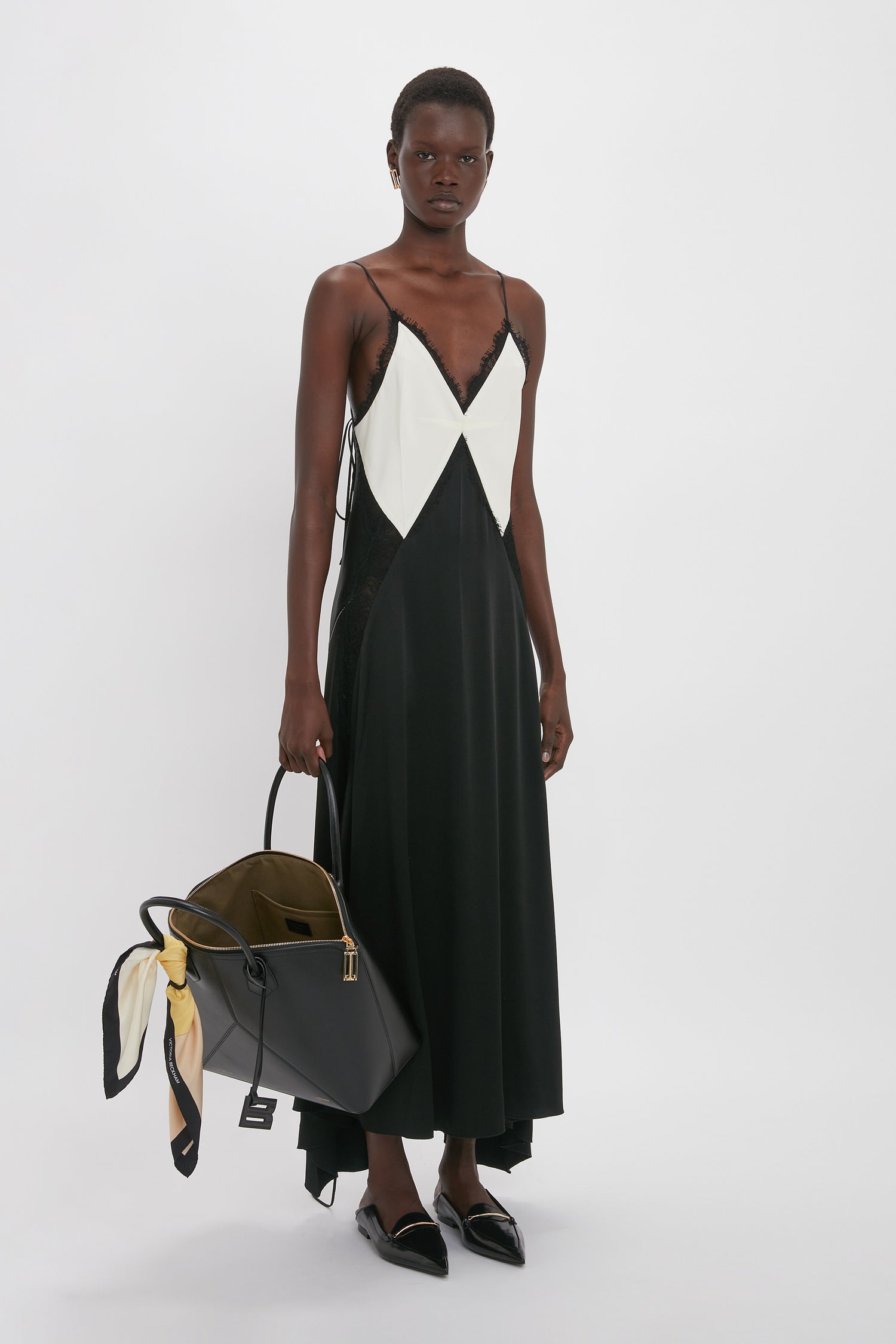 White v neck slip dress hotsell