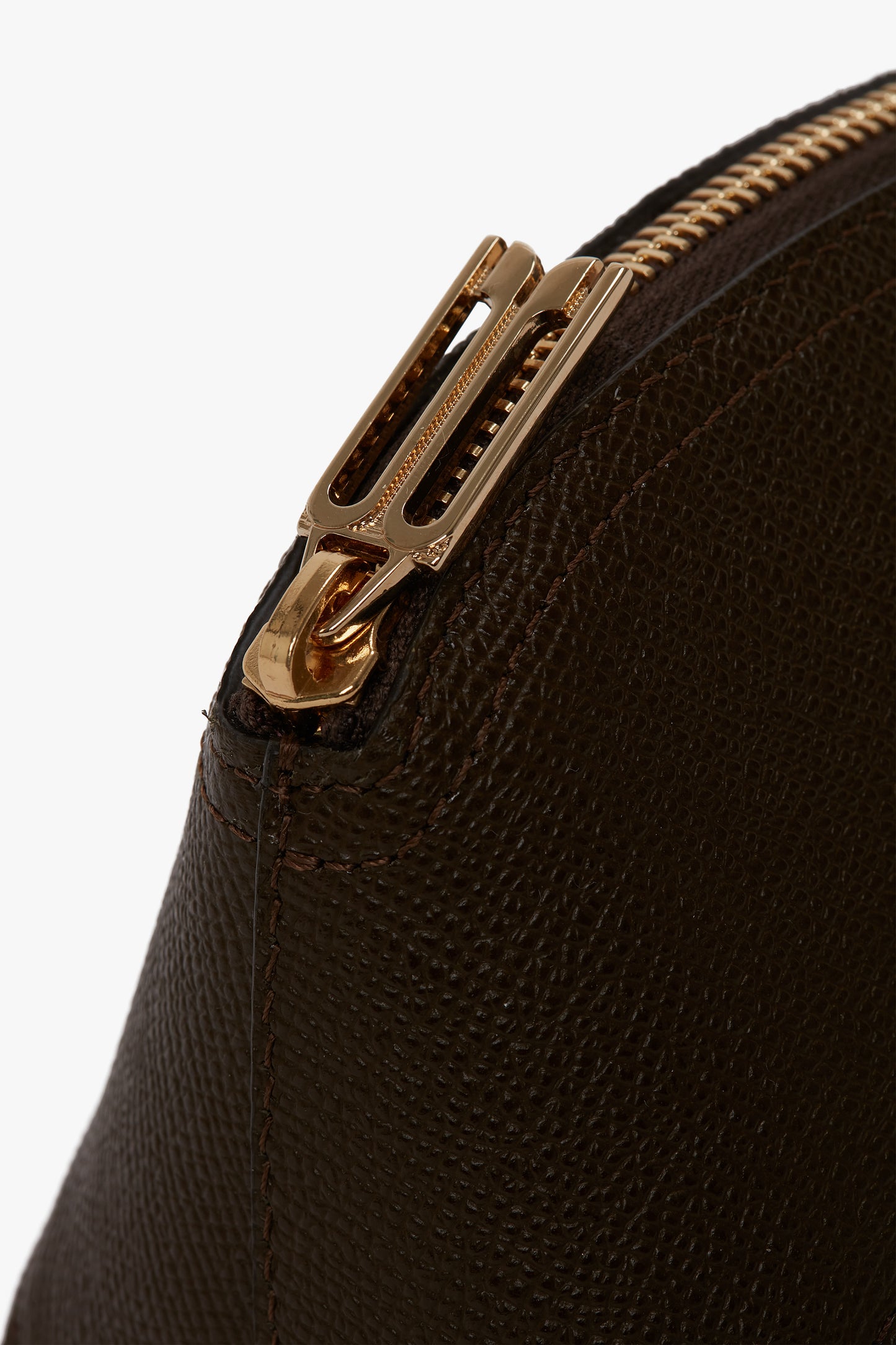 Victoria Mini Travel Pouch In Khaki Leather