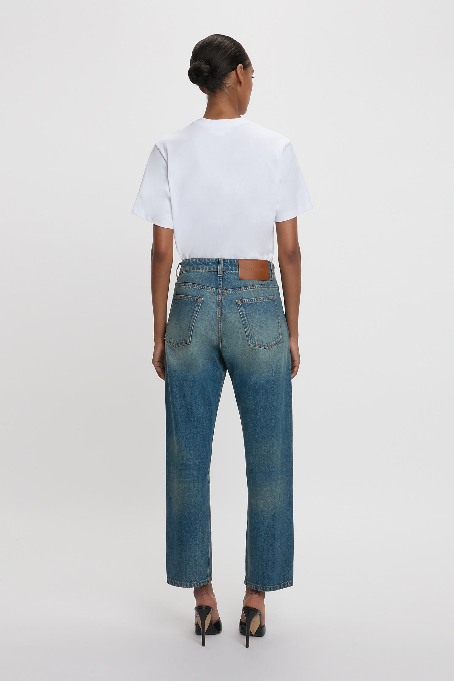 Bernie Relaxed Jean In Mid Blue