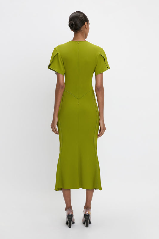 【23AW NEW】Victoria Beckham_woman/VB Body ニット ミニドレス Fitted Mini Dress In Black – Victoria Beckham Inc