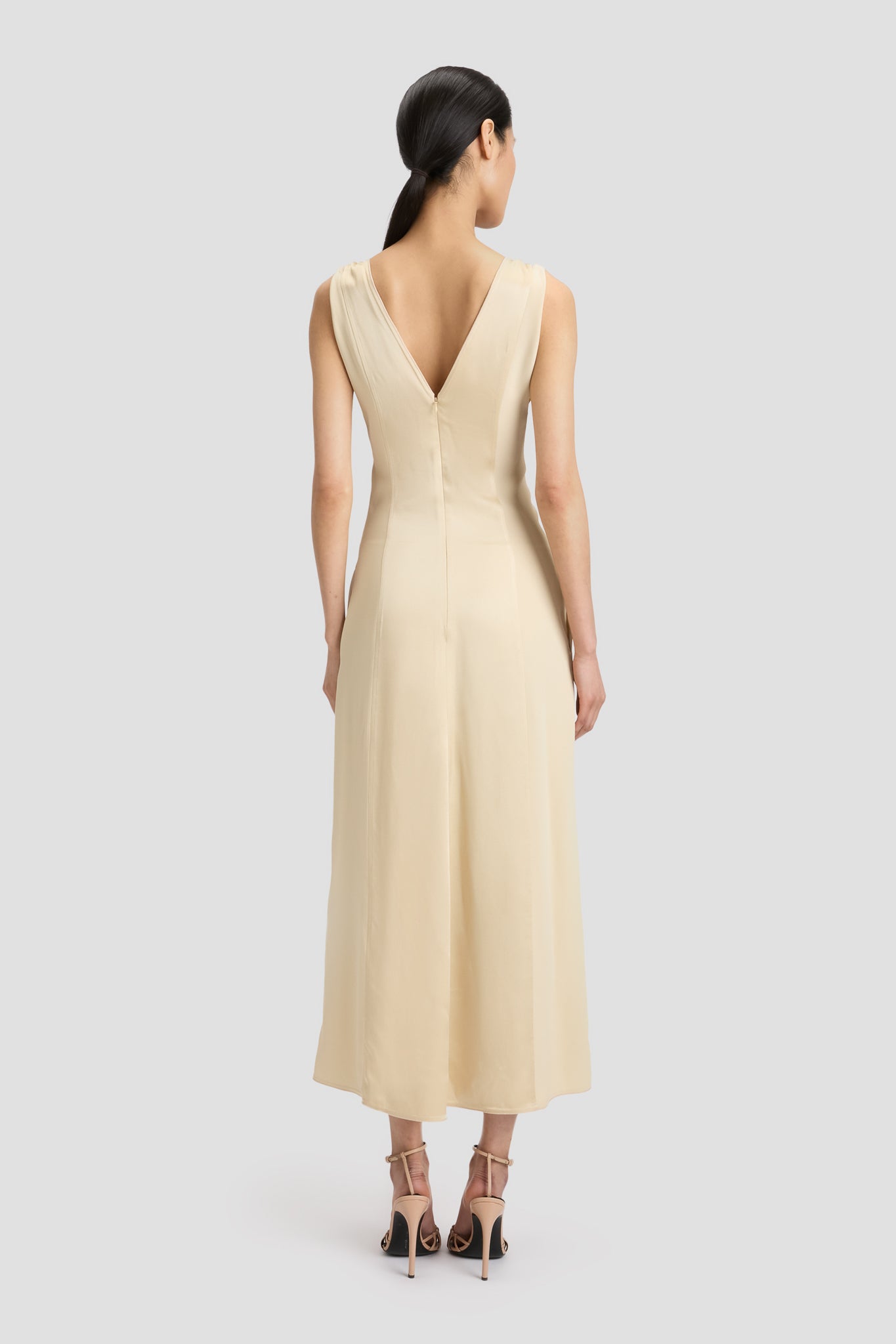 【Victoria Beckham】アシンメトリーサテンミディドレス Victoria Beckham】アシンメトリーサテンミディドレス