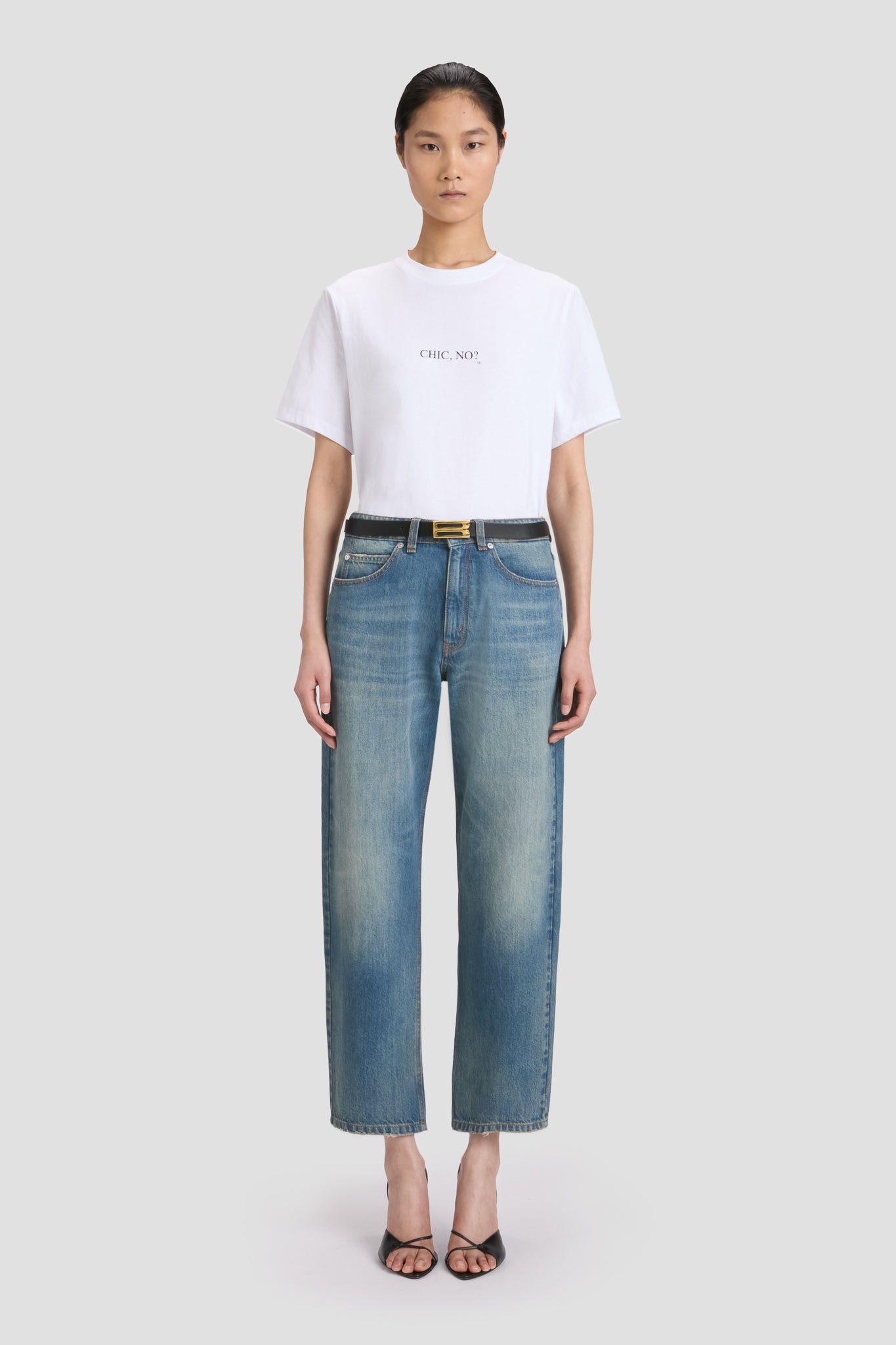 White Chic No? Slogan T-Shirt In White