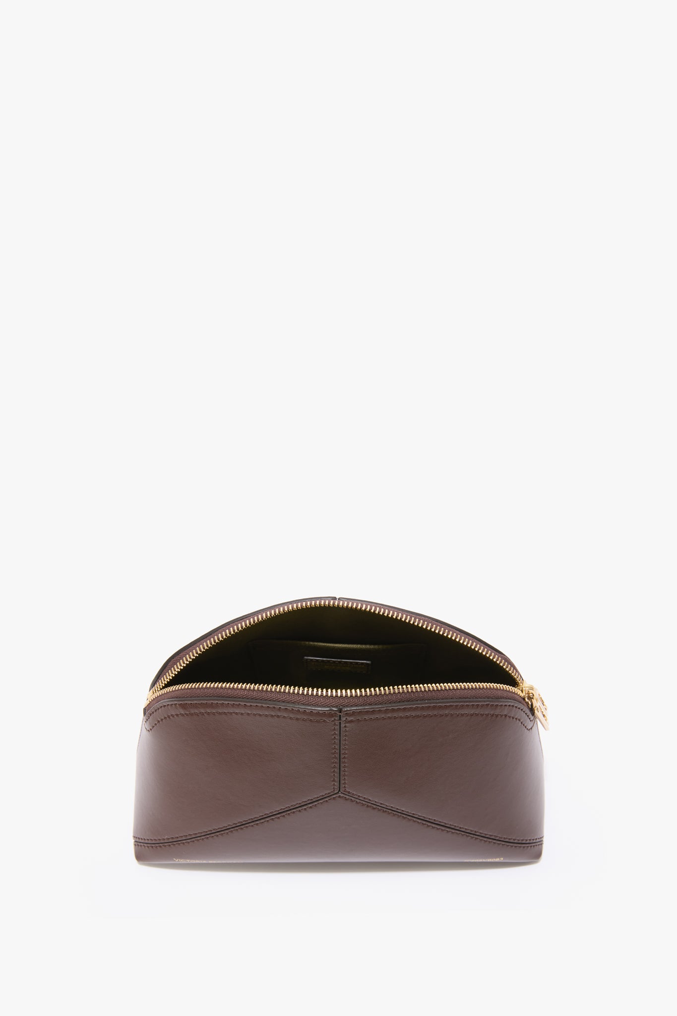 Victoria Large Travel Pouch In Dark Brown Smooth Leather