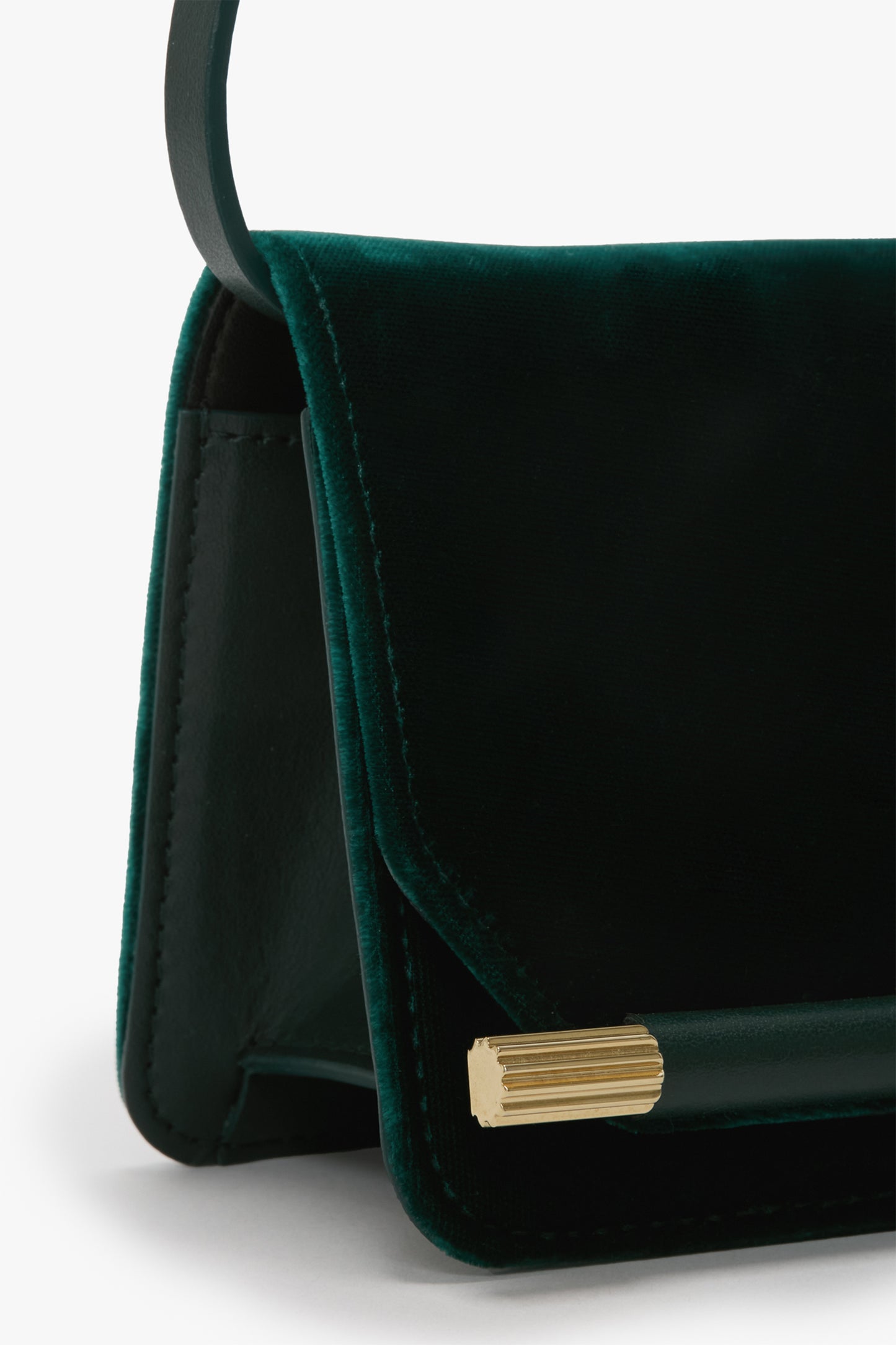 202 Clutch Bag In Dark Green Velvet