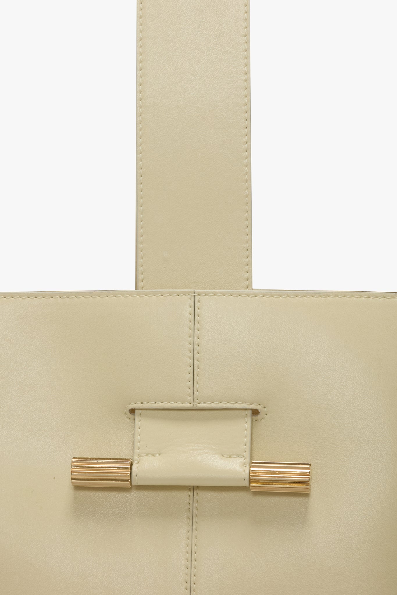 Dia Bucket Bag In Ivory Leather