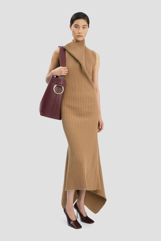 Dia Bucket Bag In Burgundy Smooth Leather