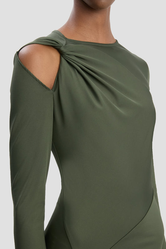 オールインワン・サロペット Victoria Beckham Long Sleeve Deep V-Neck Gown Long Sleeve Deep V-Neck Gown In Rose – Victoria Beckham UK