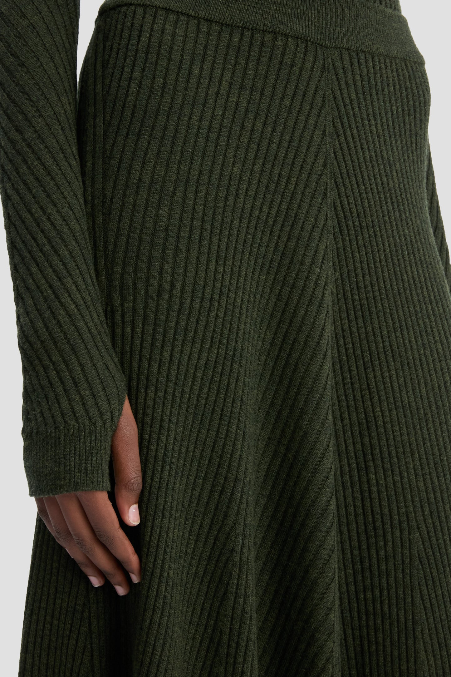 Ribbed Knit Midi Skirt In Oregano