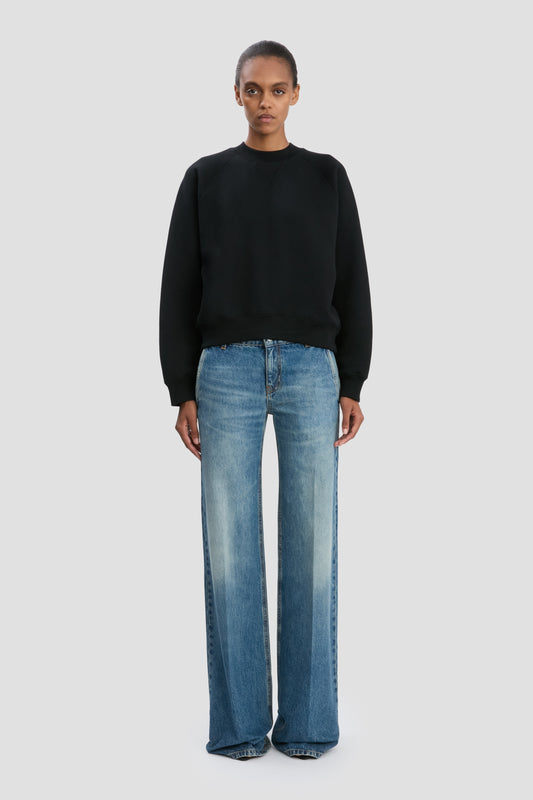 Crew Neck Raglan Sweatshirt In Black