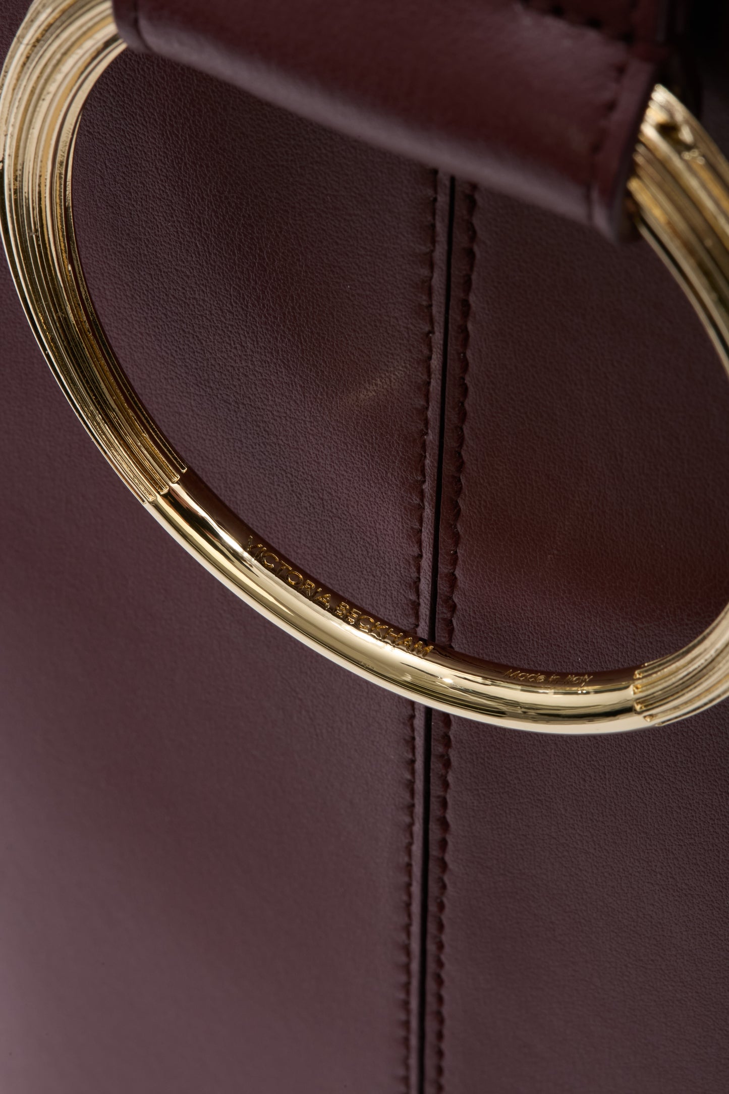 Dia Bucket Bag In Burgundy Smooth Leather