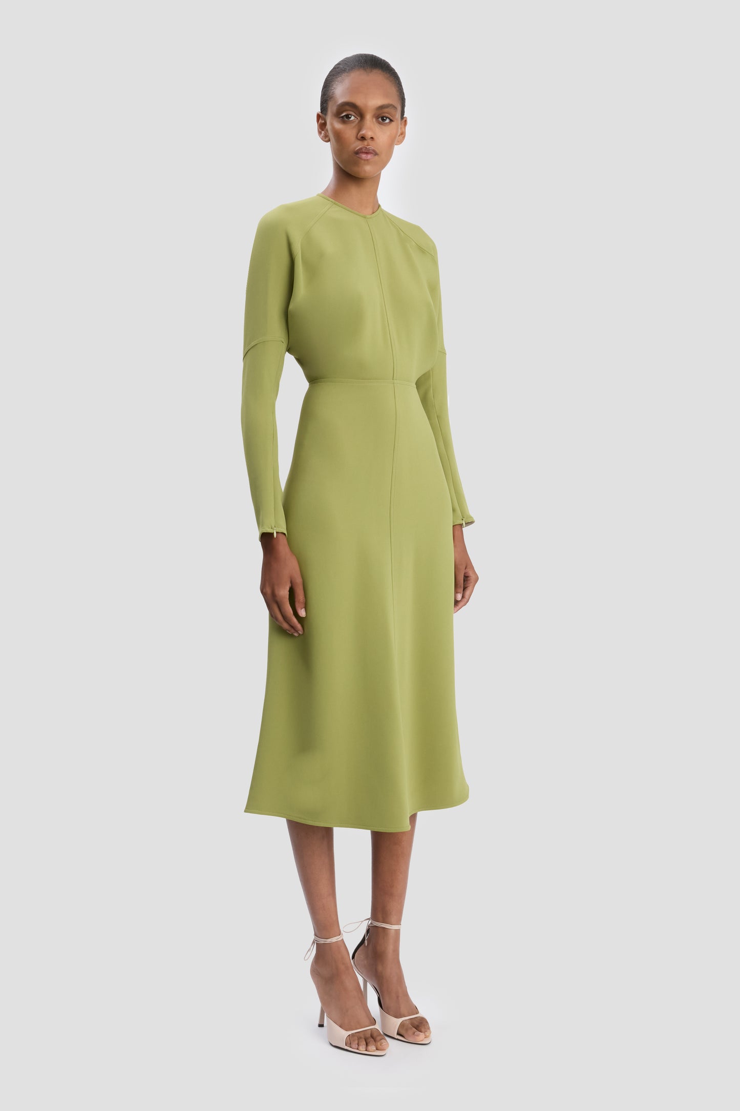Dolman Midi Dress In Greenfinch