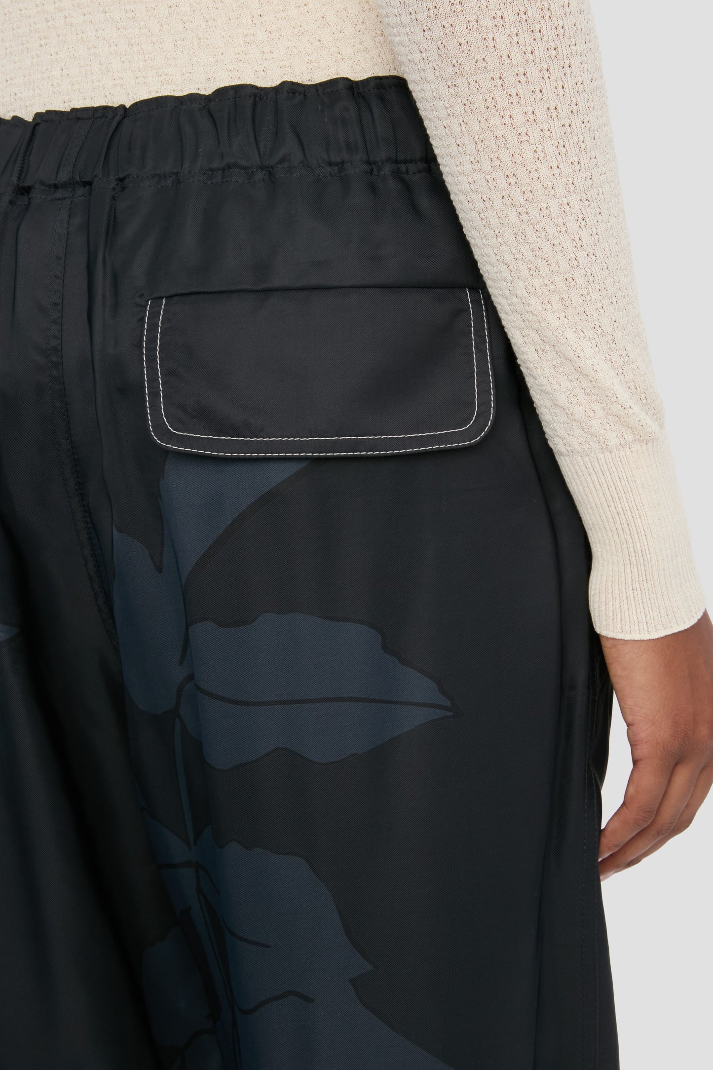 Cargo Trouser In Dark Navy Floral Print