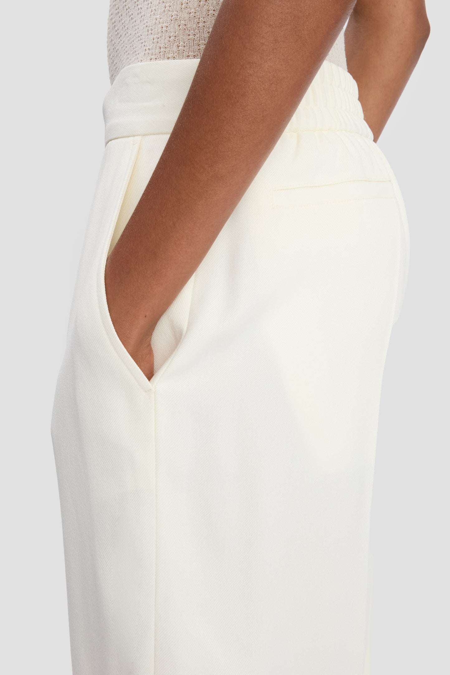 Tailored Shorts In Ivory